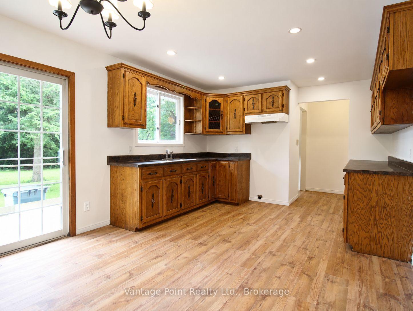 Photo 8 of 316041 6 Highway, Chatsworth — HOMEH