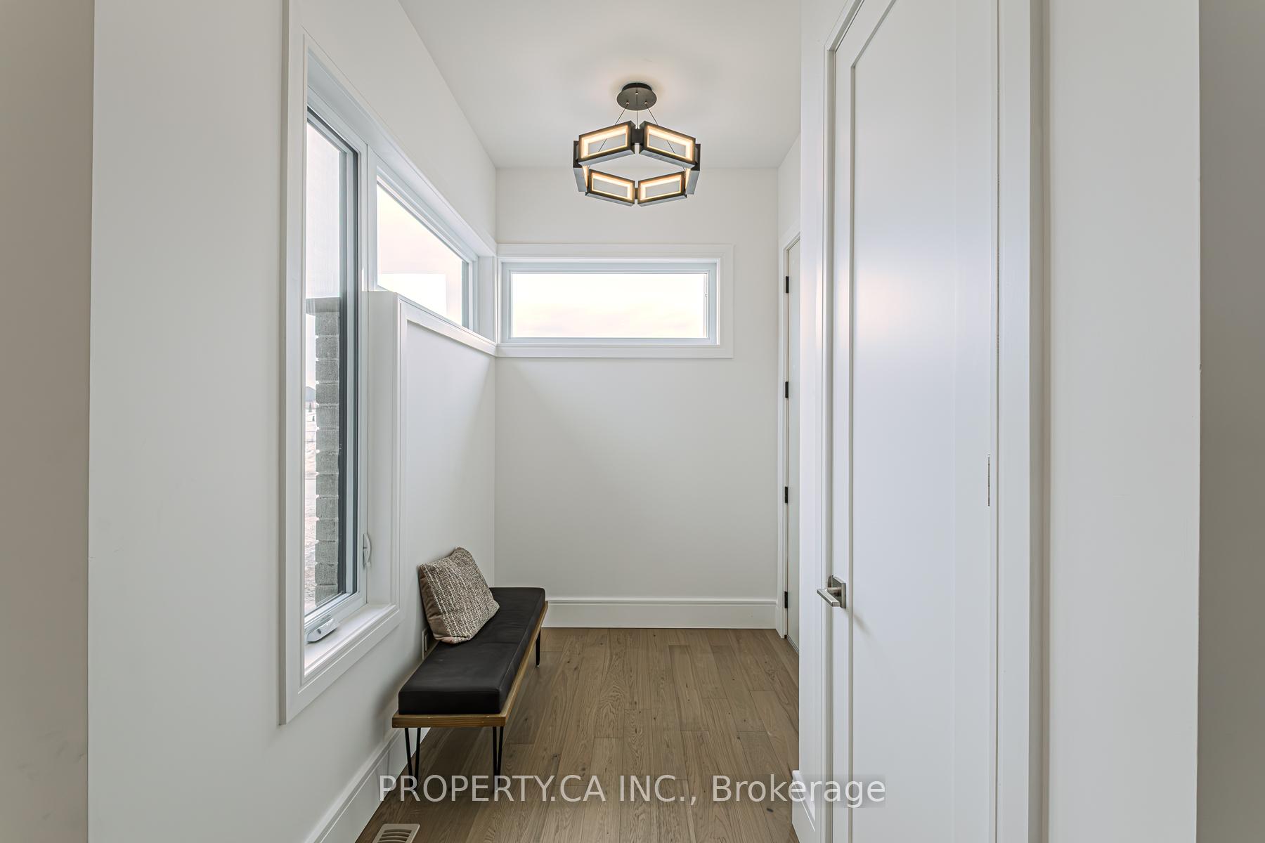 Photo 6 of 2 Hudson Drive, Brantford, Oakhill Dr — HOMEH