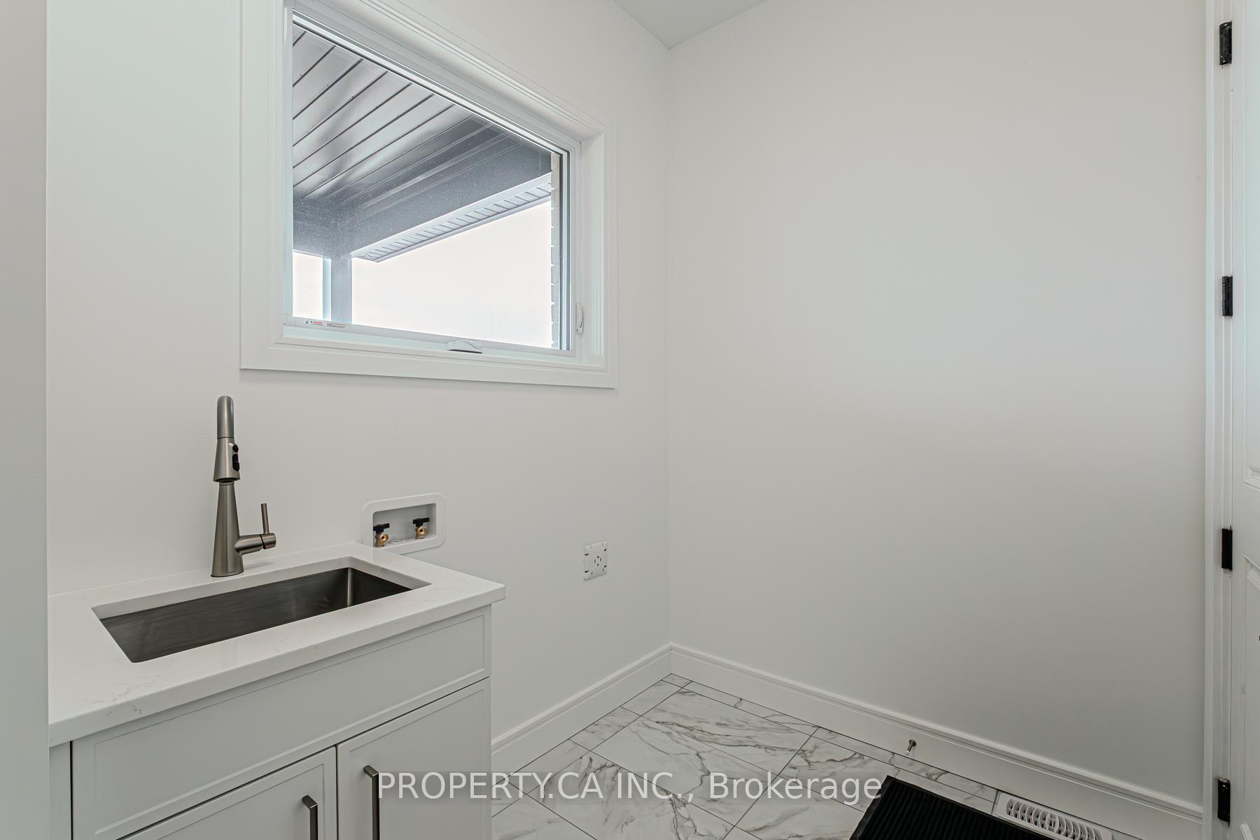 Photo 14 of 2 Hudson Drive, Brantford, Oakhill Dr — HOMEH