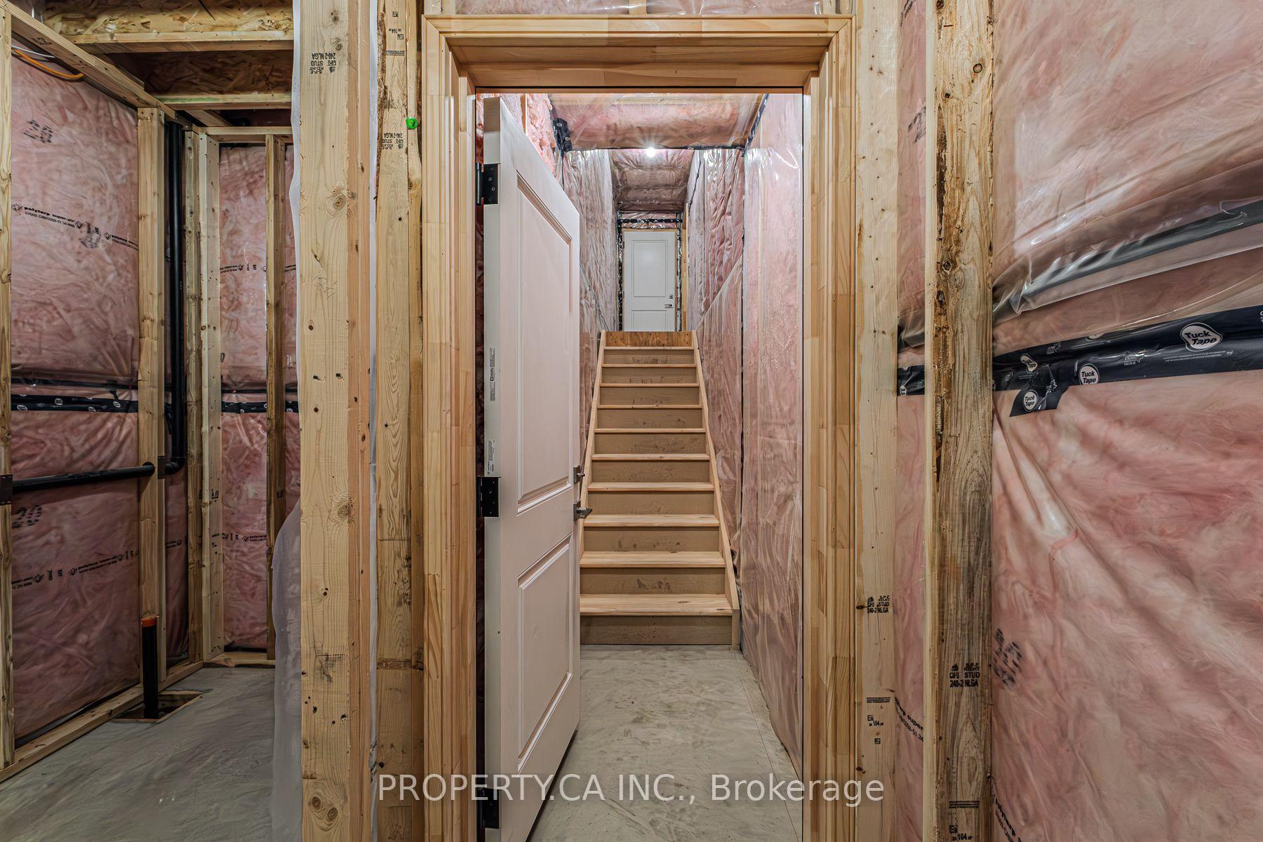 Photo 30 of 2 Hudson Drive, Brantford, Oakhill Dr — HOMEH