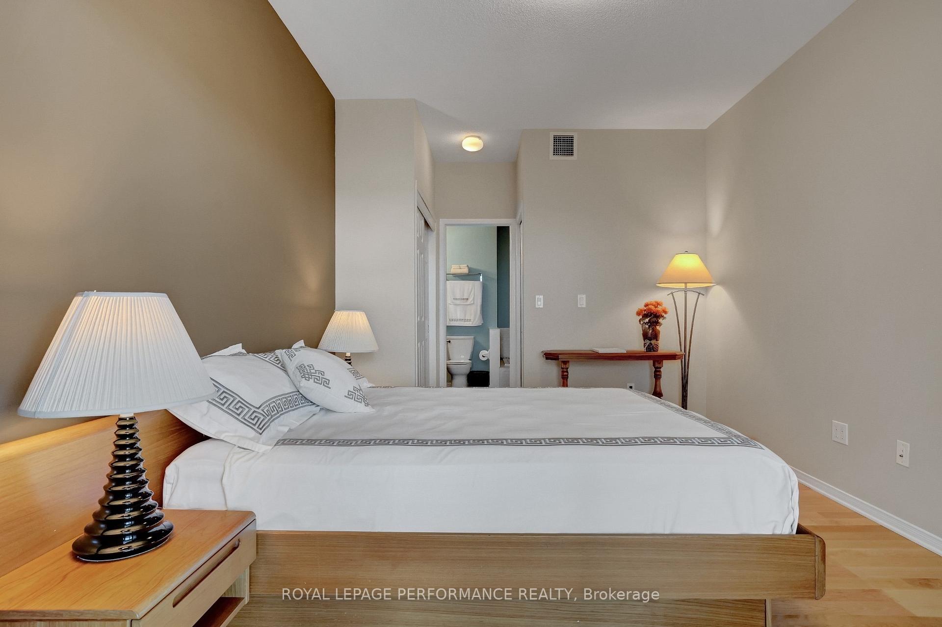 Photo 12 of Unit 2603, 38 Metropole Private, Ottawa, Westboro North — HOMEH