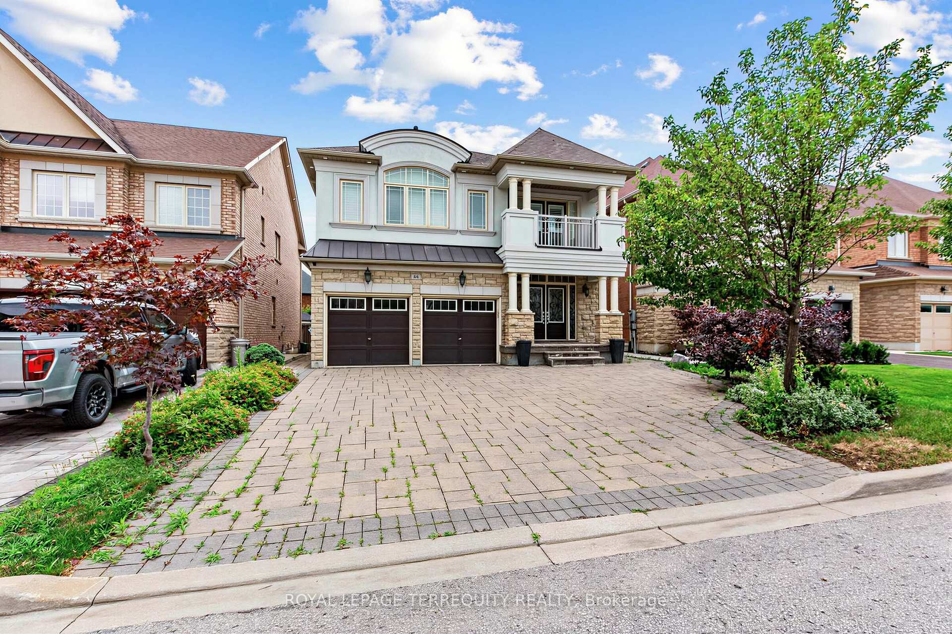 Photo 2 of 44 Headwind Boulevard, Vaughan, Vellore Village — HOMEH