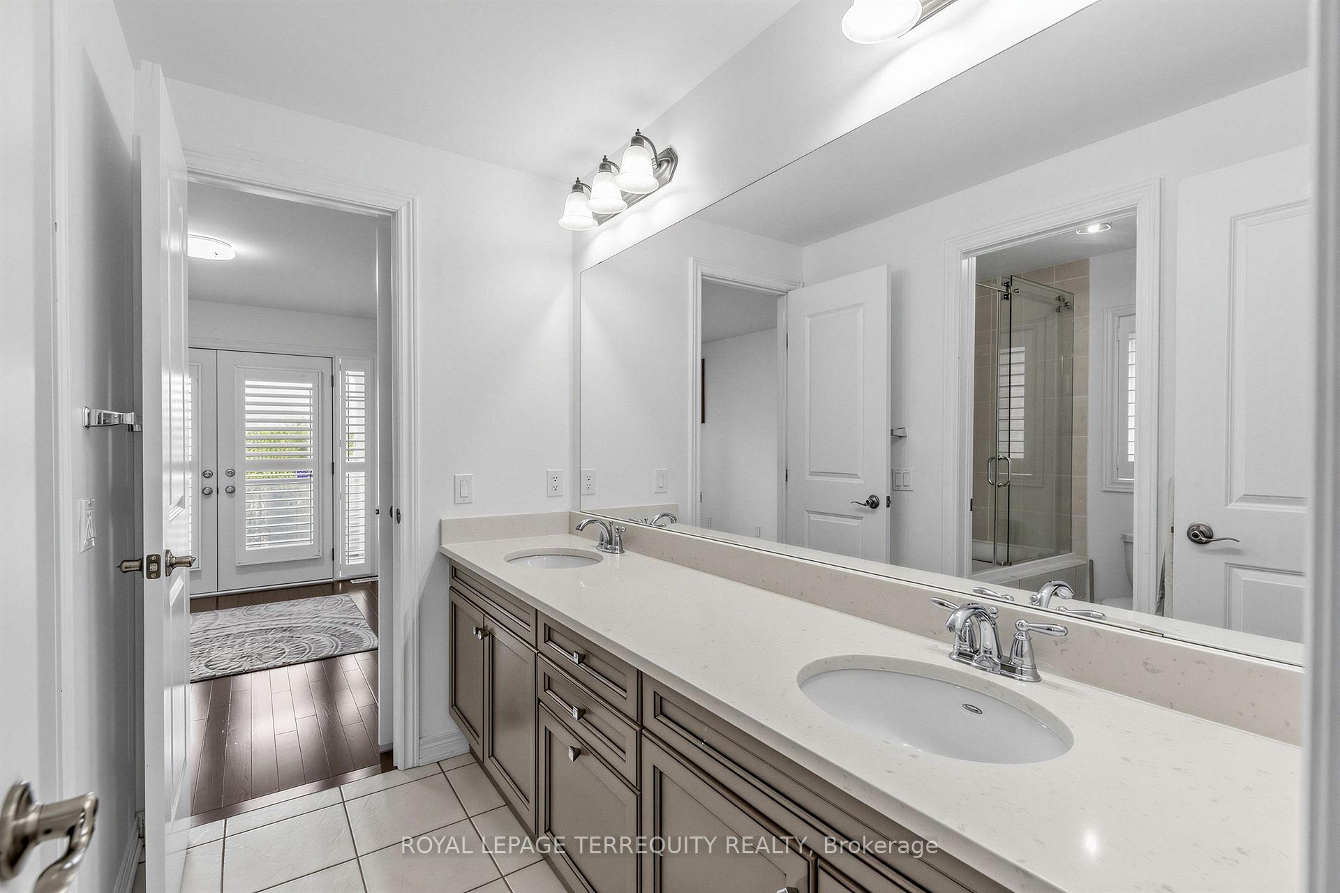 Photo 21 of 44 Headwind Boulevard, Vaughan, Vellore Village — HOMEH
