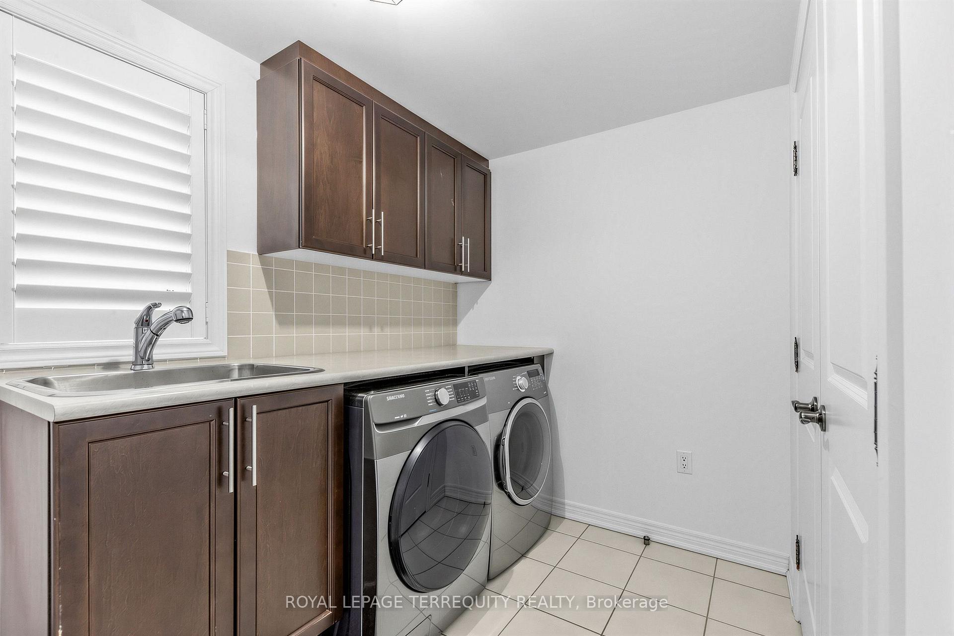 Photo 26 of 44 Headwind Boulevard, Vaughan, Vellore Village — HOMEH