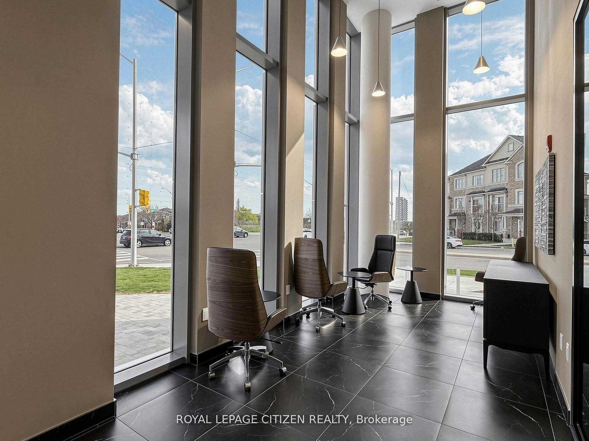 Photo 8 of Unit 324, 1005 Dundas Avenue E, Oakville, Joshua Meadows — HOMEH