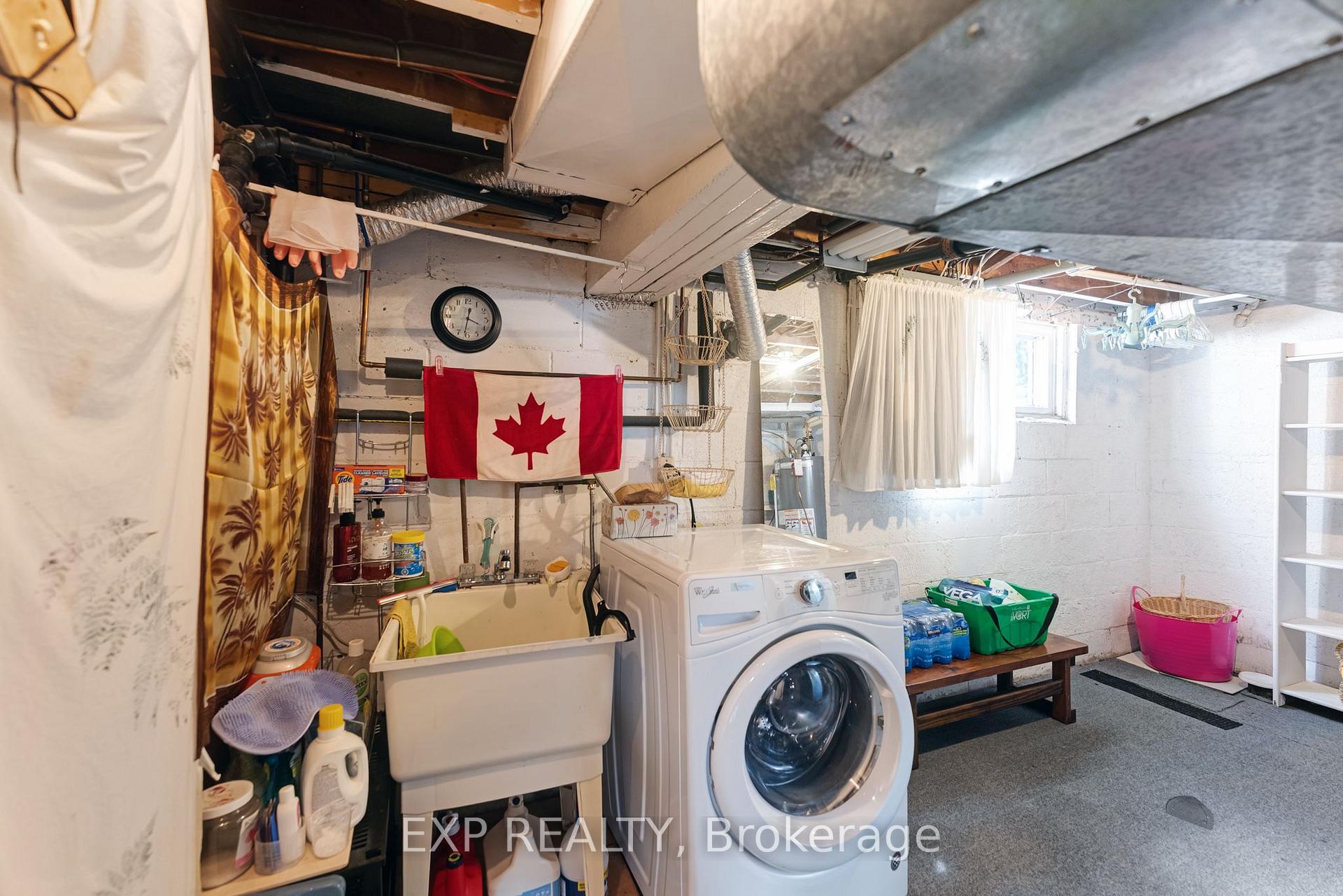Photo 31 of 79 Shaver Avenue N, Etobicoke, Islington-City Centre West — HOMEH