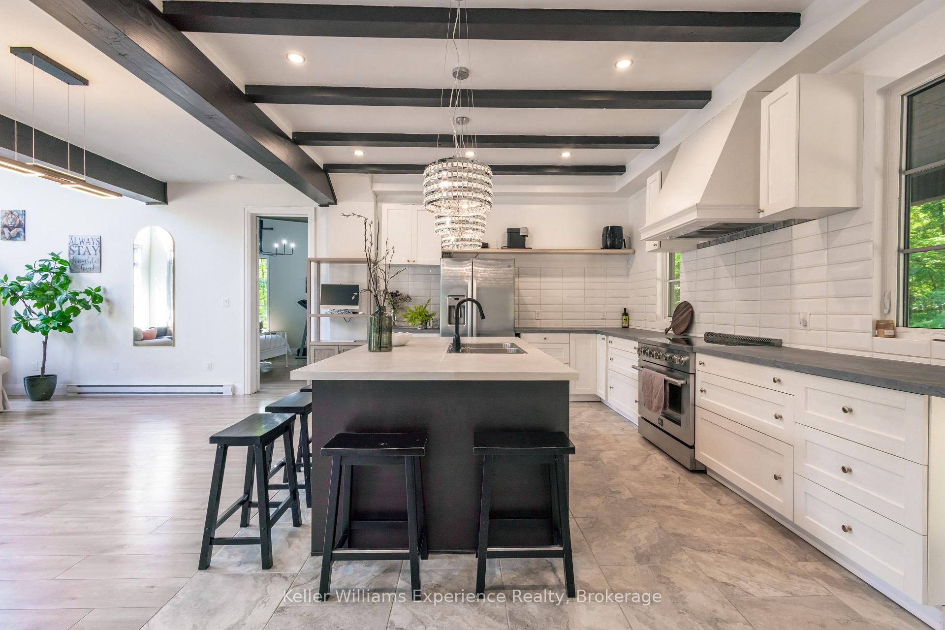 Photo 14 of 1739 Fraserburg Road, Bracebridge, Draper — HOMEH