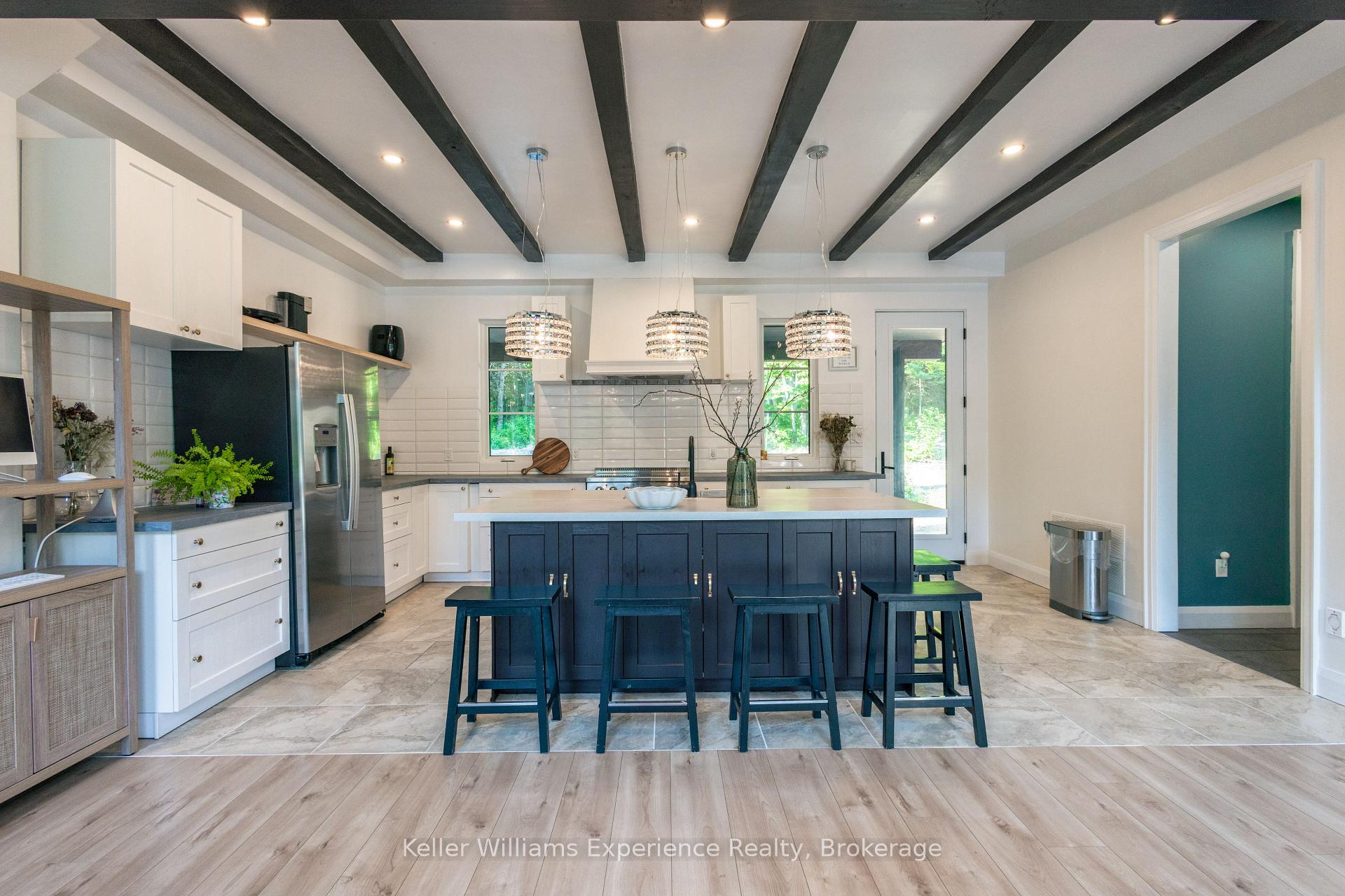 Photo 16 of 1739 Fraserburg Road, Bracebridge, Draper — HOMEH