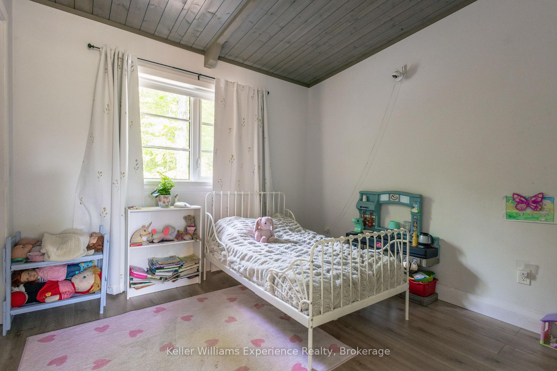 Photo 23 of 1739 Fraserburg Road, Bracebridge, Draper — HOMEH
