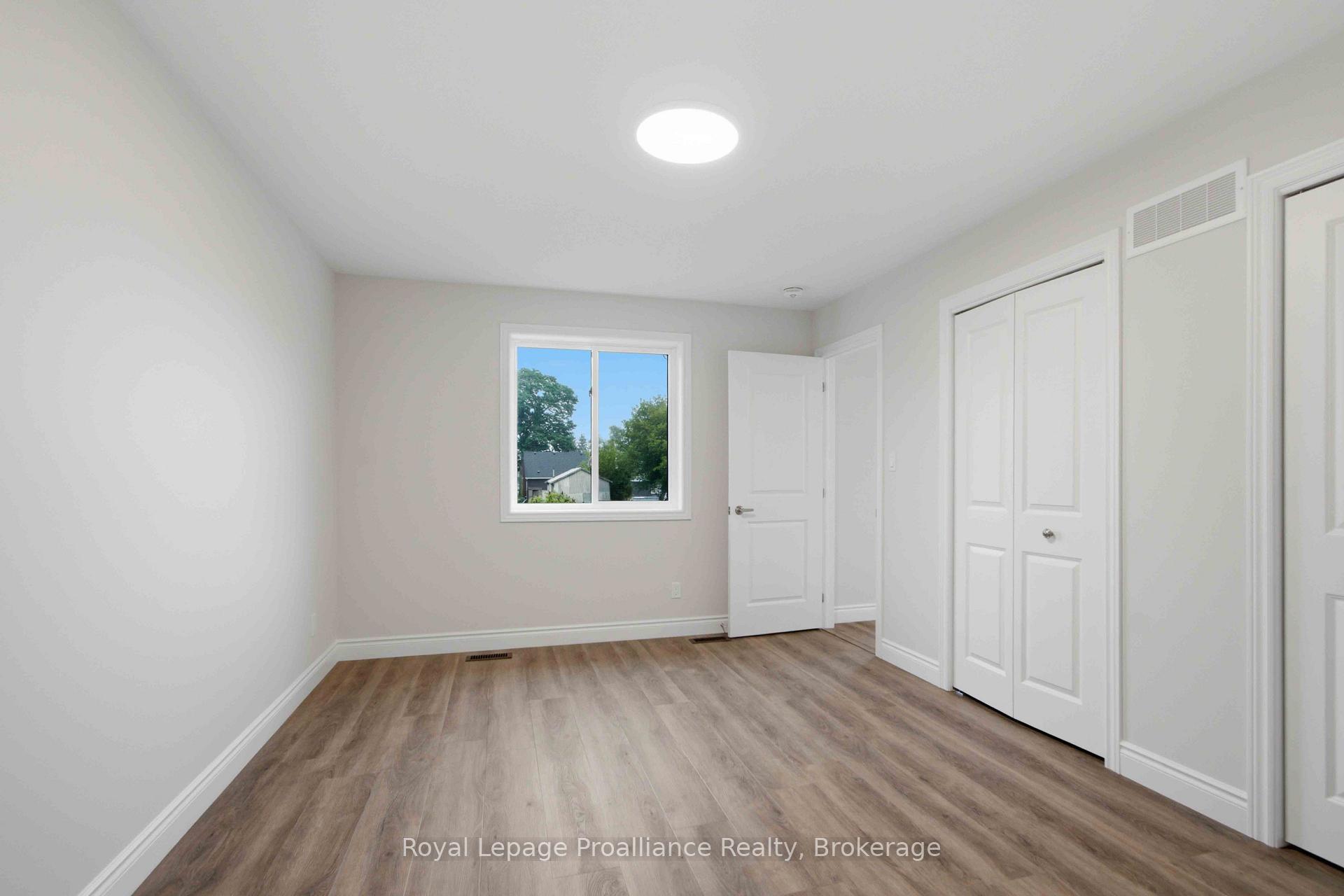 Photo 13 of 33 Clayton John Avenue, Brighton, Rural Brighton — HOMEH