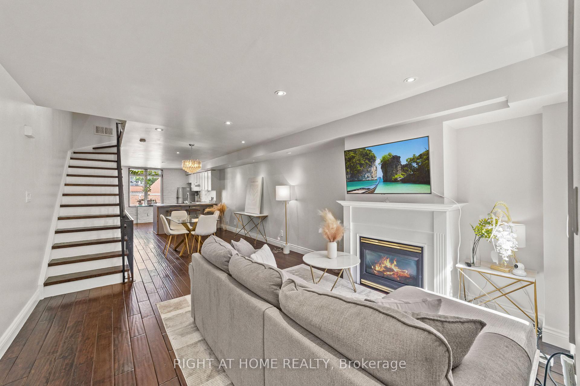 Photo of Unit 2608, 12 Sudbury Street