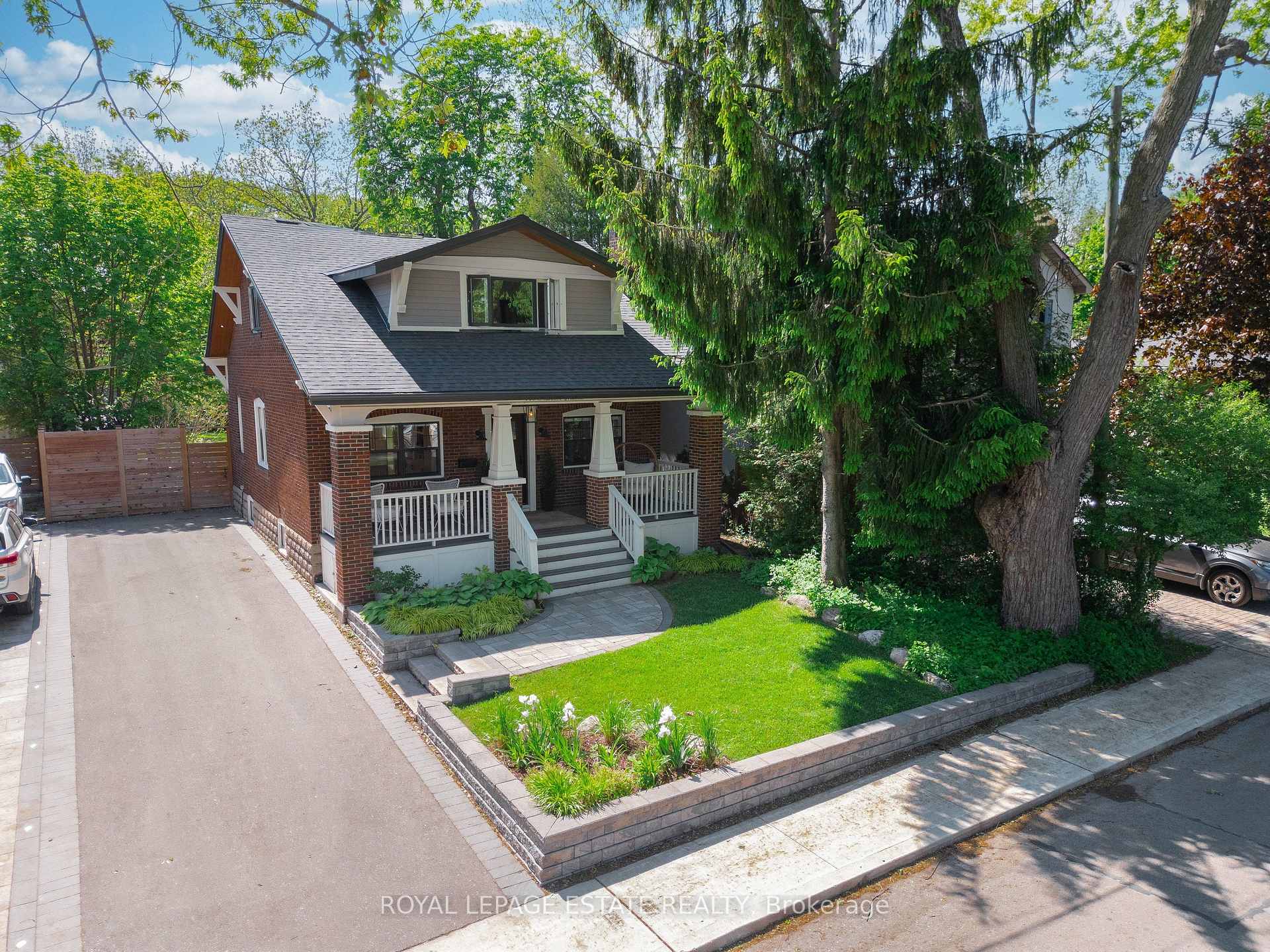 Photo 1 of 148 Scarboro Crescent, Scarborough, Cliffcrest — HOMEH