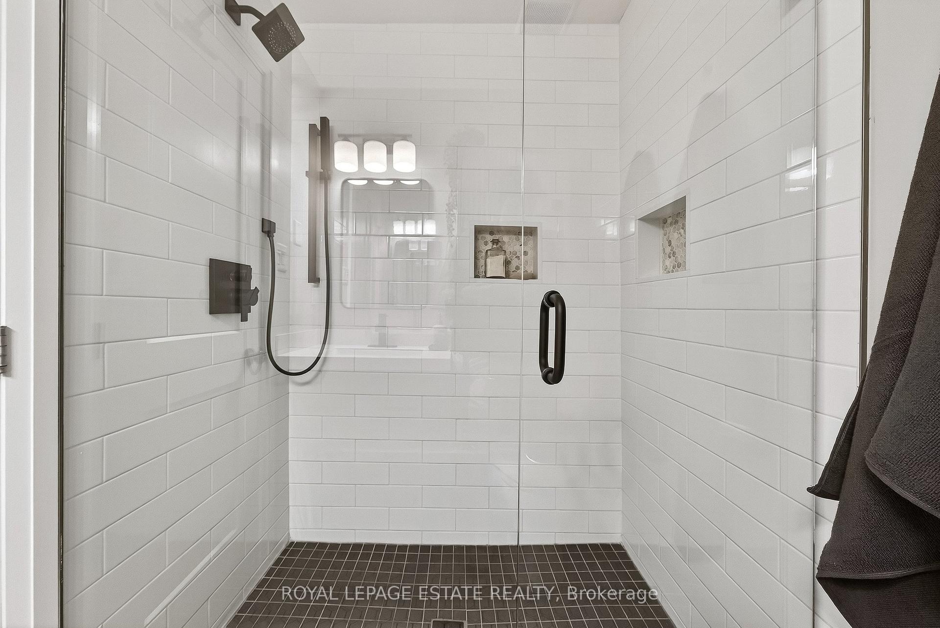 Photo 20 of 148 Scarboro Crescent, Scarborough, Cliffcrest — HOMEH