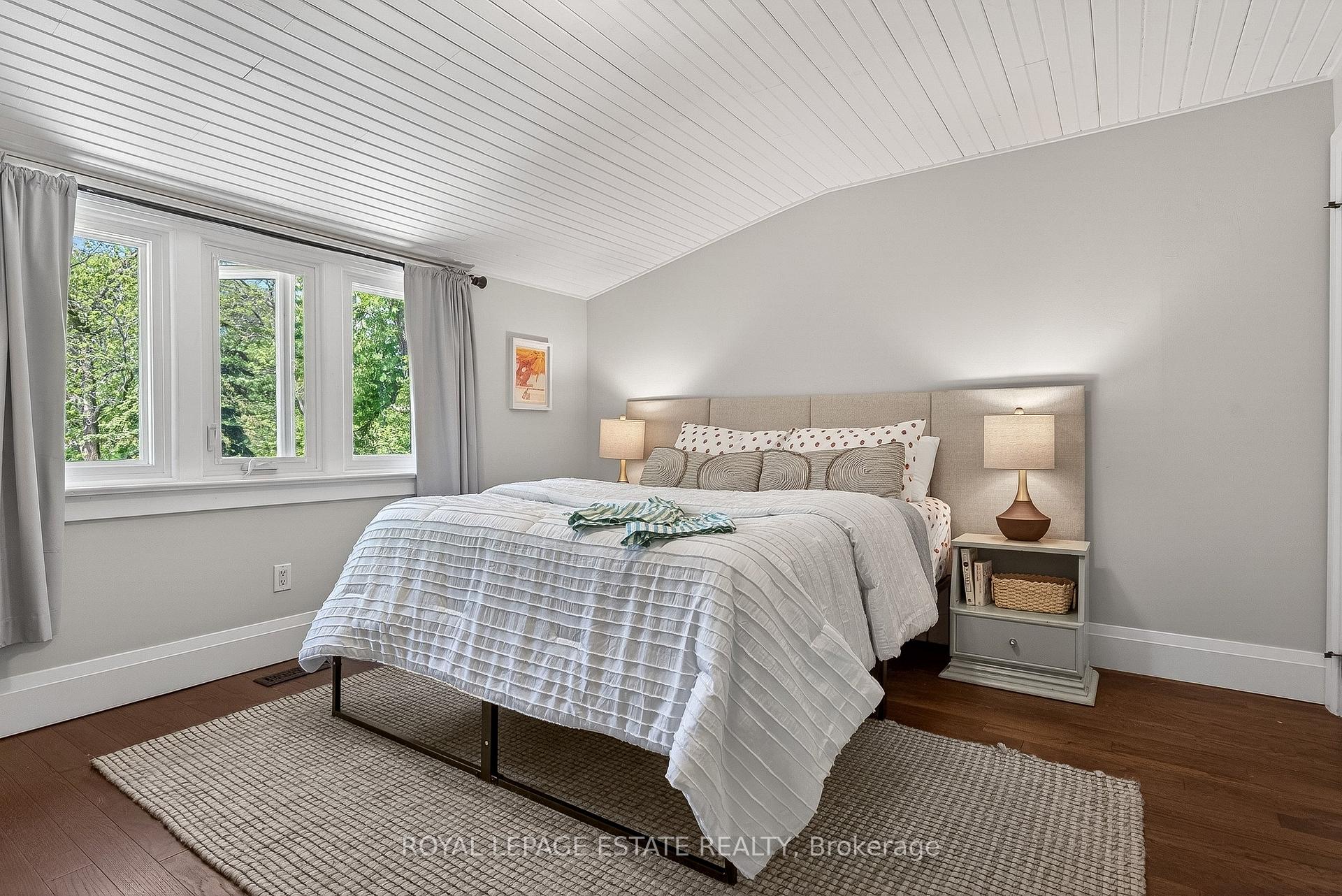 Photo 27 of 148 Scarboro Crescent, Scarborough, Cliffcrest — HOMEH