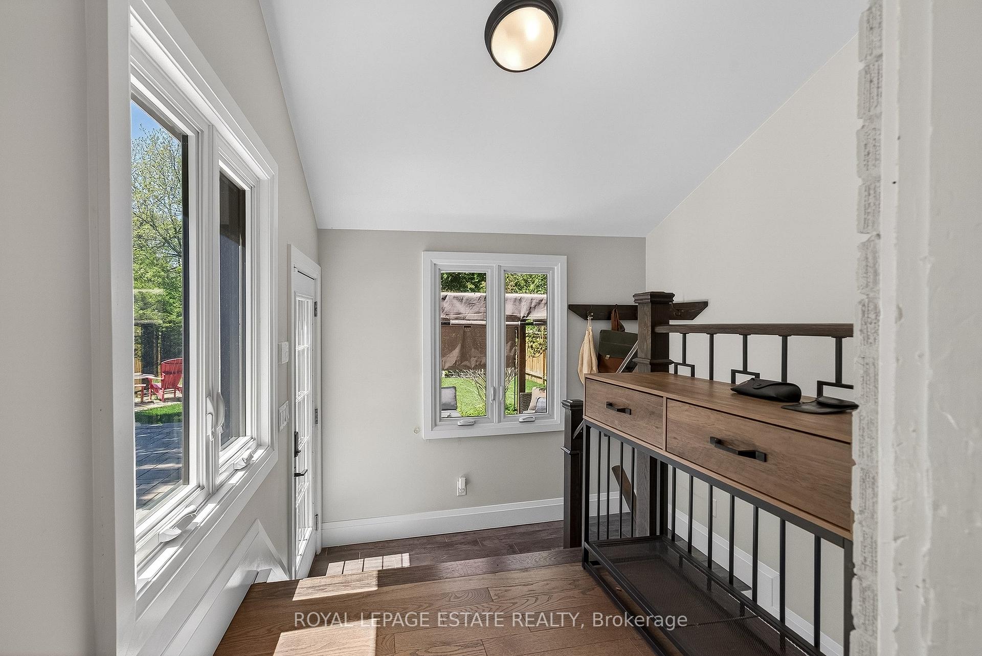 Photo 31 of 148 Scarboro Crescent, Scarborough, Cliffcrest — HOMEH