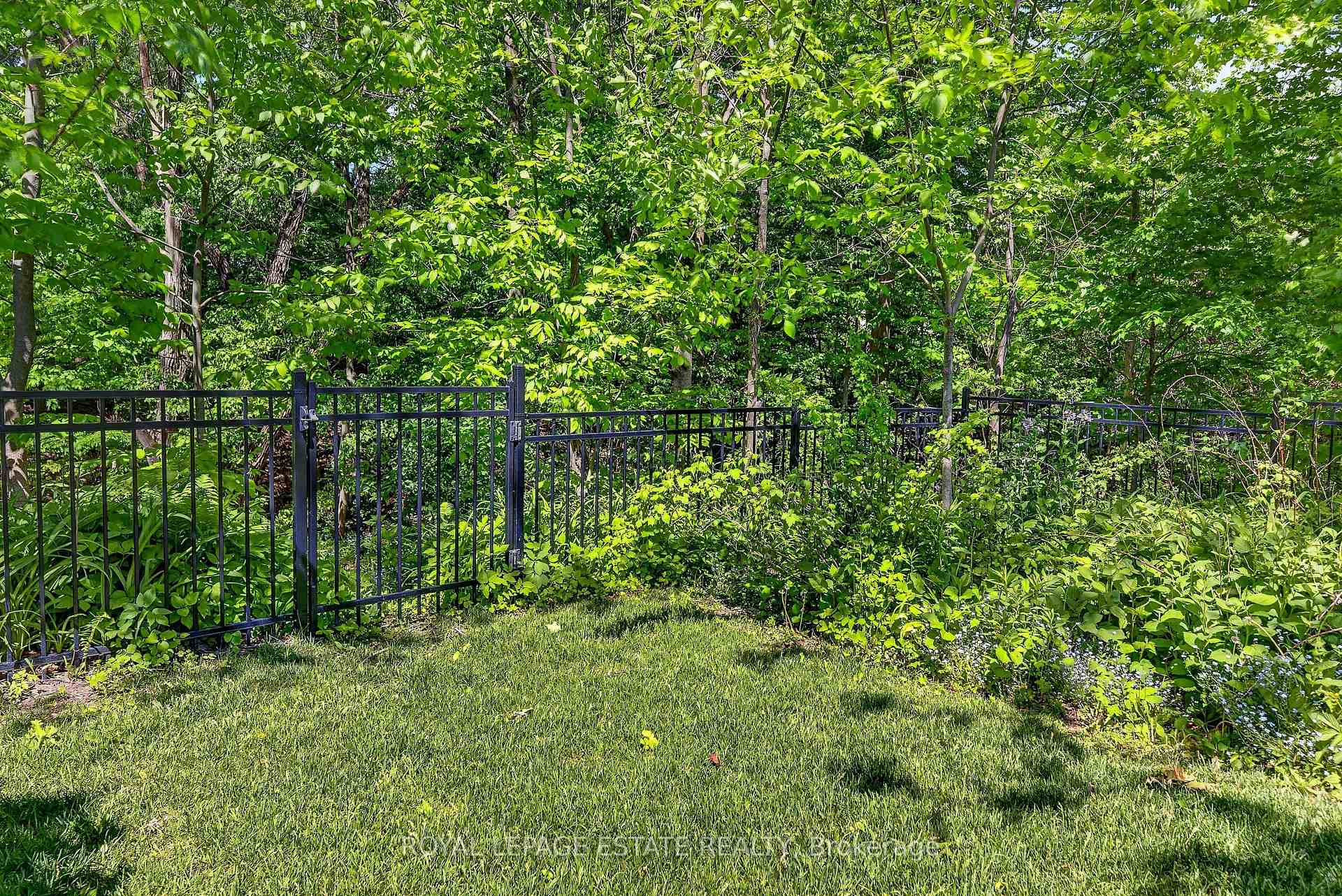 Photo 44 of 148 Scarboro Crescent, Scarborough, Cliffcrest — HOMEH
