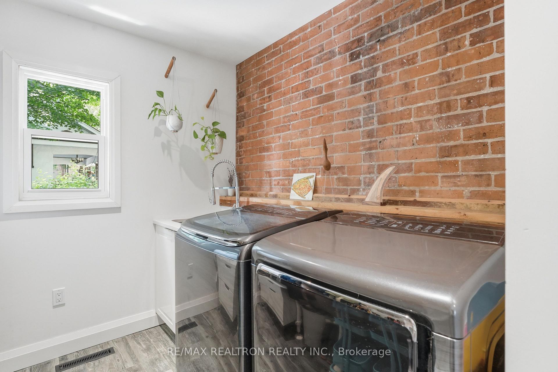 Photo 18 of 181 Church Street, Georgina, Keswick North — HOMEH