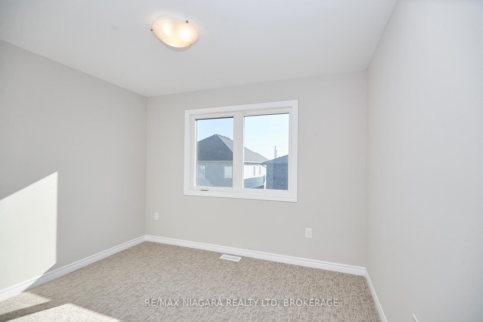 Photo 21 of 226 Bethune Avenue, Welland, Lincoln/Crowland — HOMEH