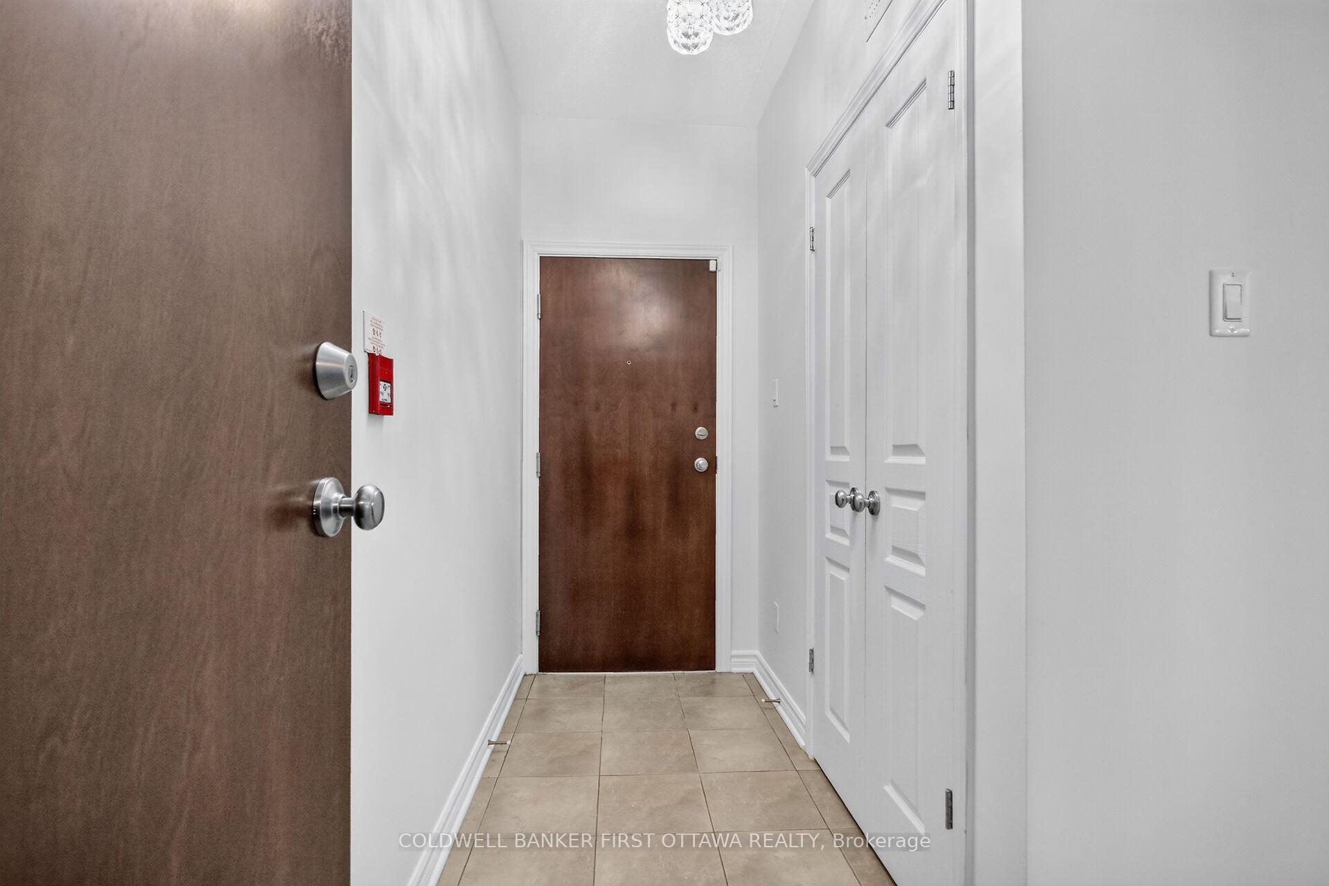 Photo 4 of Unit B, 55 Tayside Private, Ottawa, Barrhaven - Longfields — HOMEH