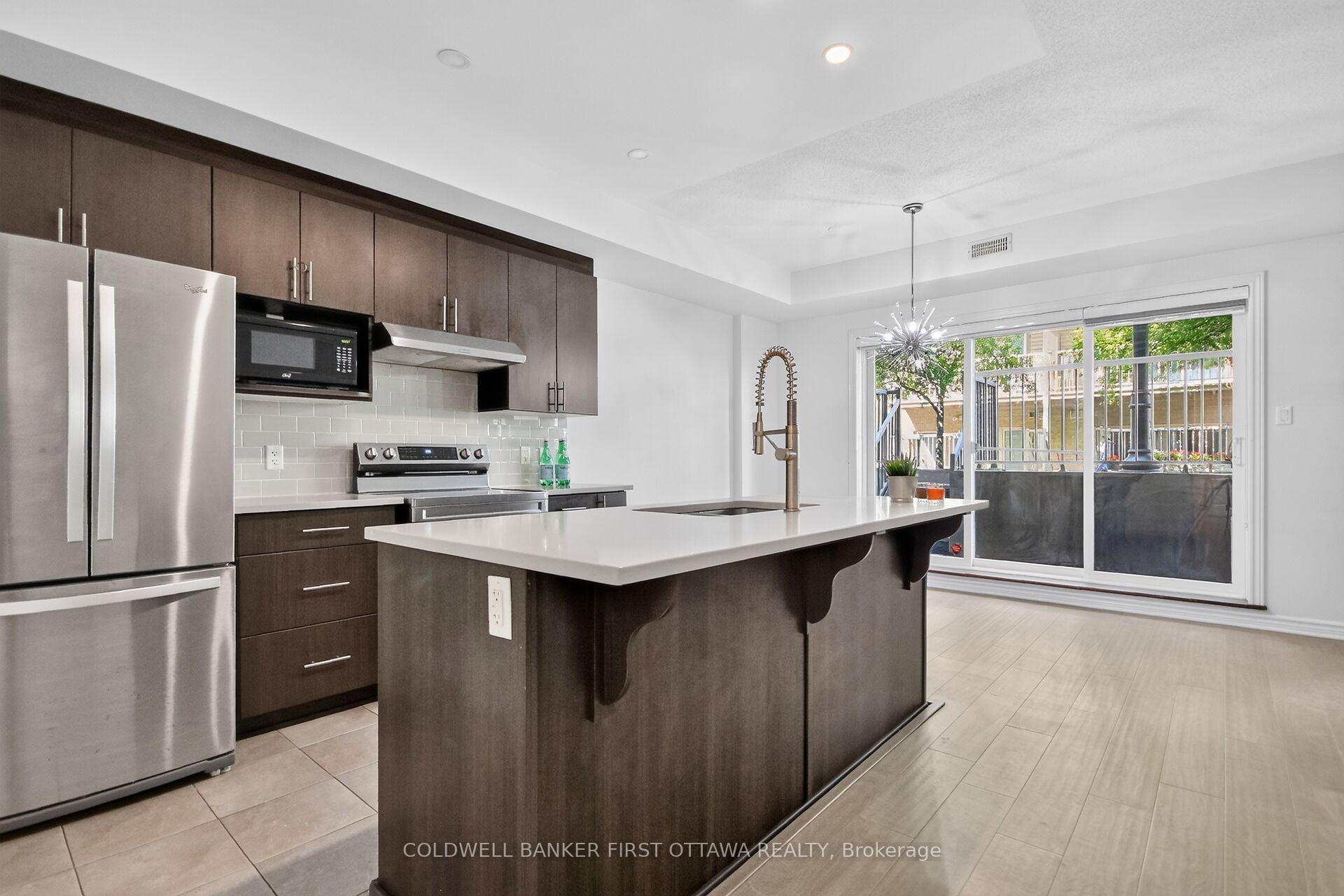 Photo 8 of Unit B, 55 Tayside Private, Ottawa, Barrhaven - Longfields — HOMEH