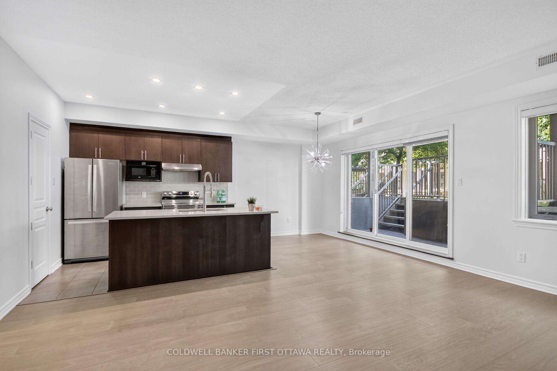 Photo 16 of Unit B, 55 Tayside Private, Ottawa, Barrhaven - Longfields — HOMEH