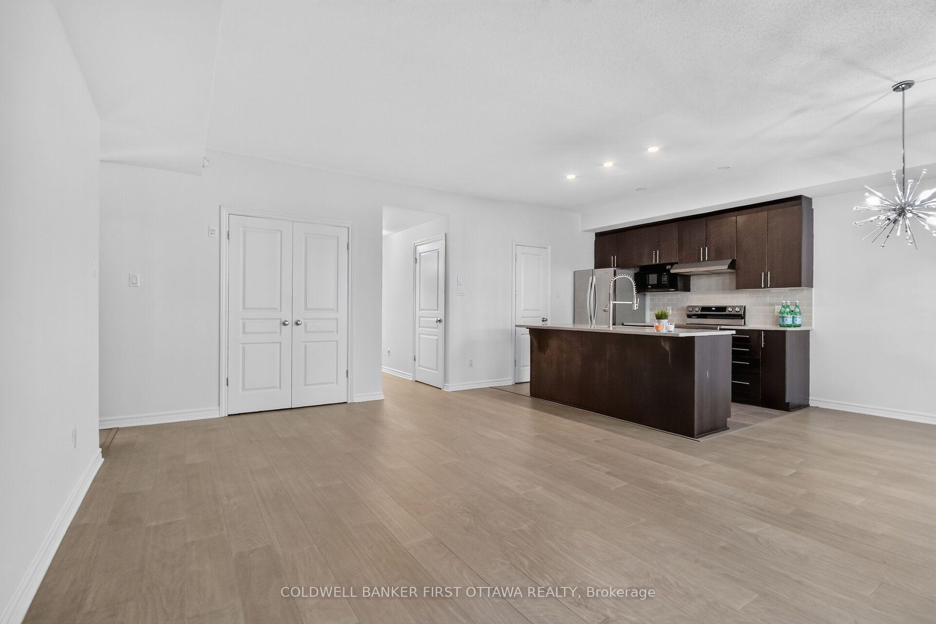Photo 17 of Unit B, 55 Tayside Private, Ottawa, Barrhaven - Longfields — HOMEH