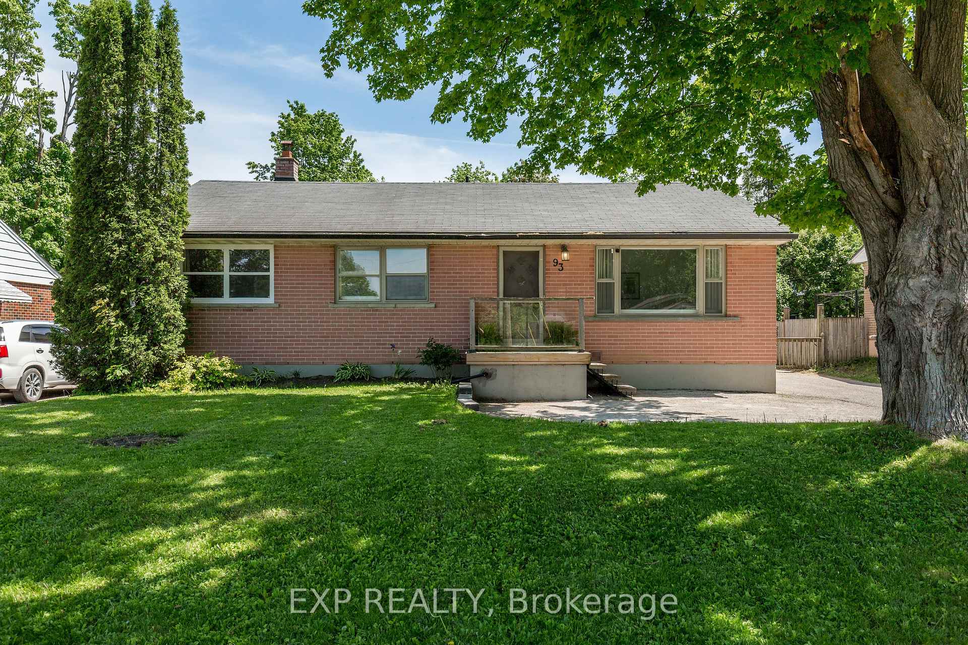 Photo 1 of 93 North Street W, Orillia — HOMEH