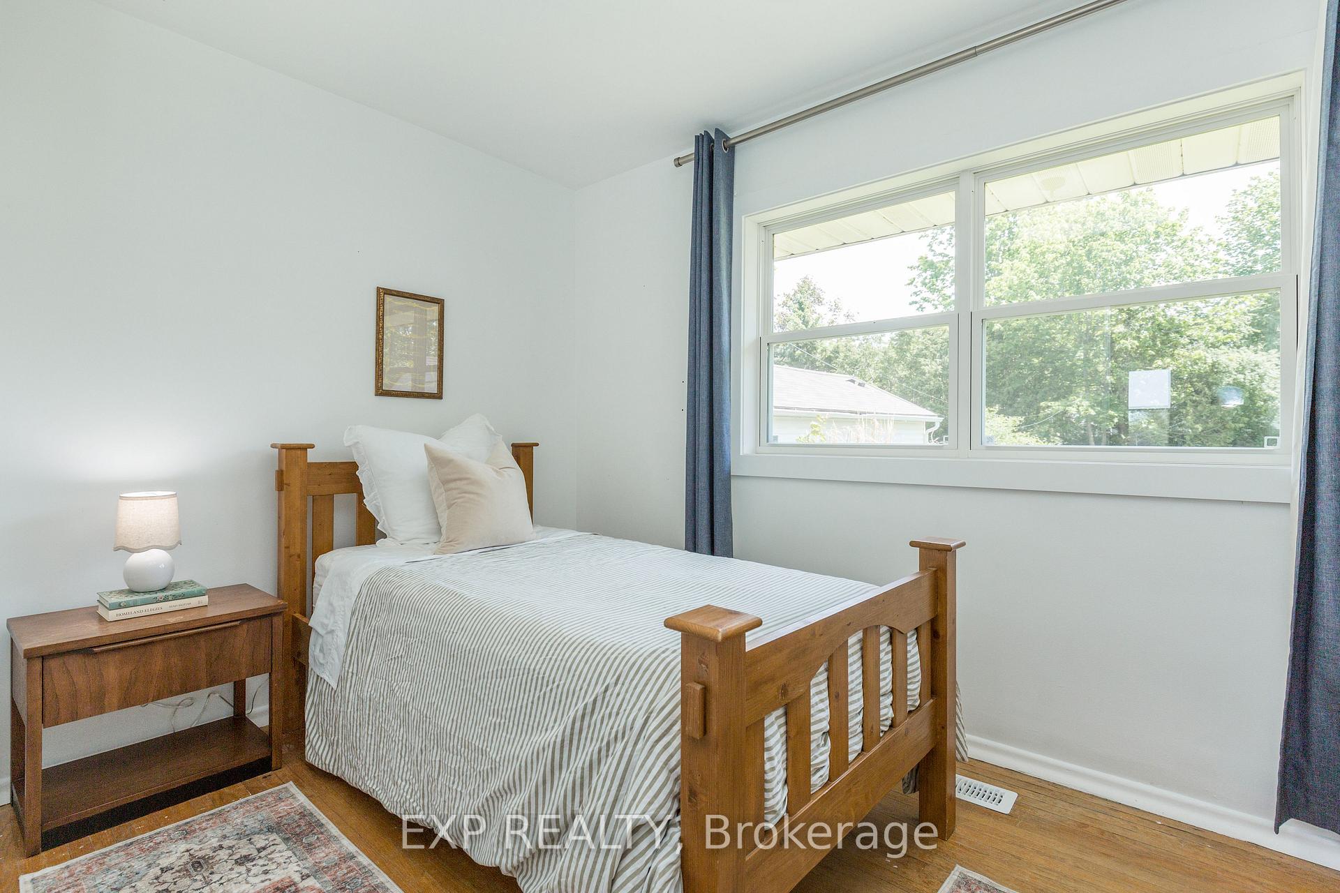Photo 19 of 93 North Street W, Orillia — HOMEH