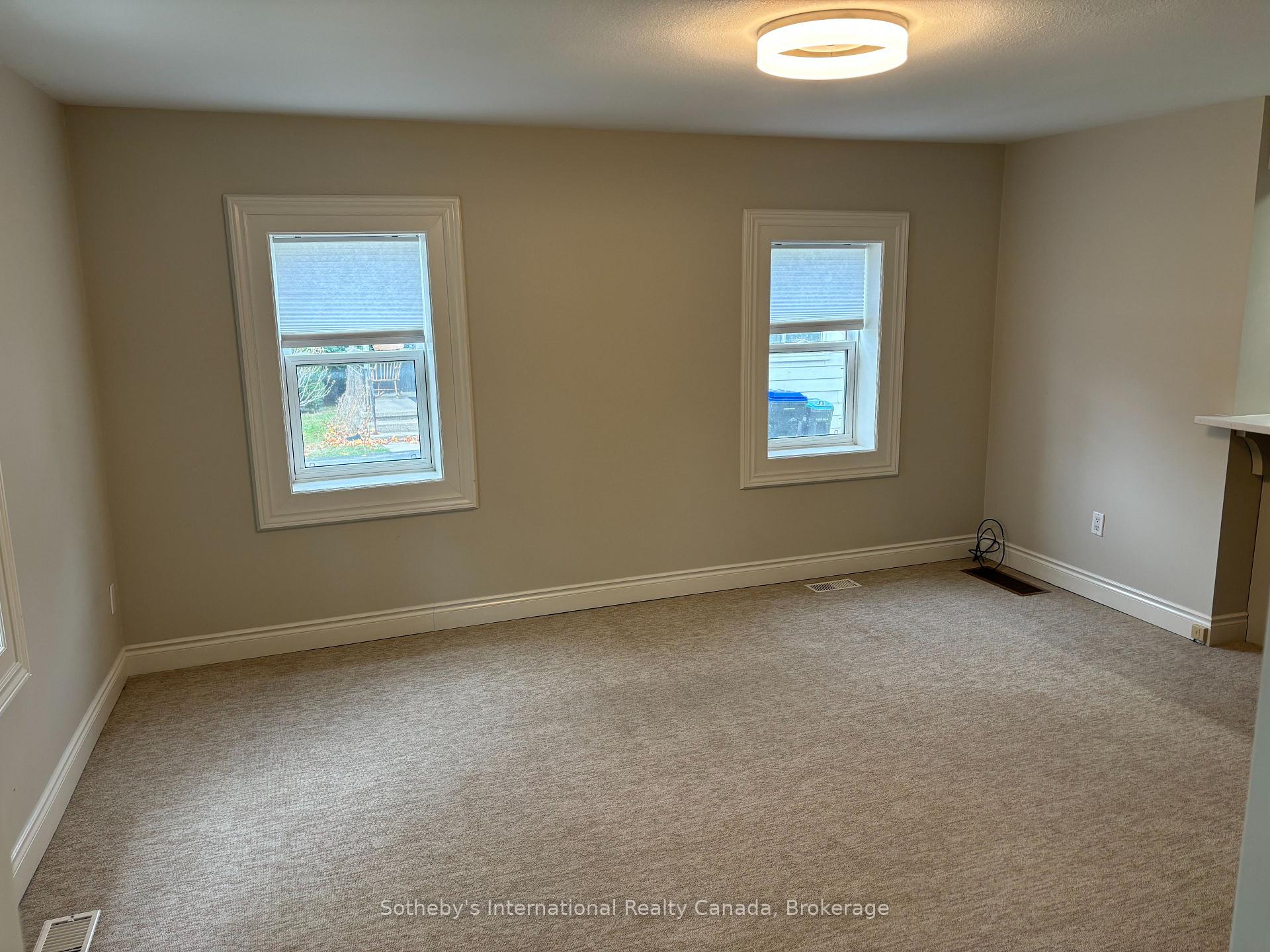Photo 5 of 303 Oak Street, Collingwood — HOMEH