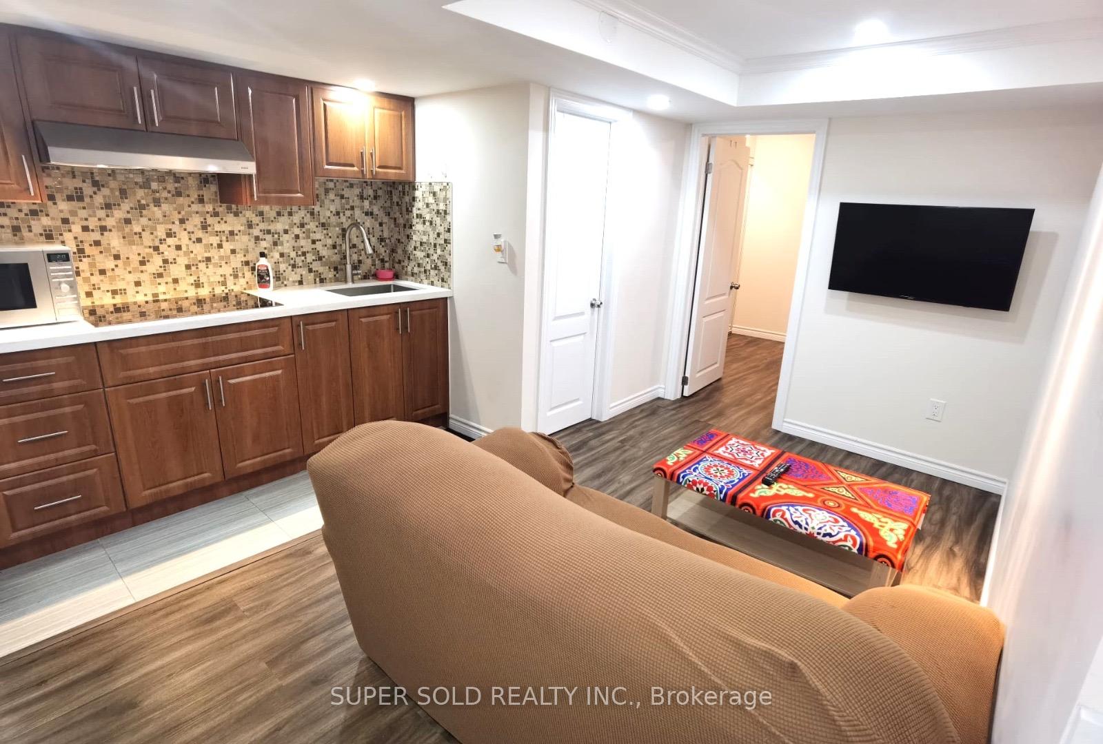 Photo 5 of Unit Basement B, 3910 Mayla Drive, Mississauga, Churchill Meadows — HOMEH