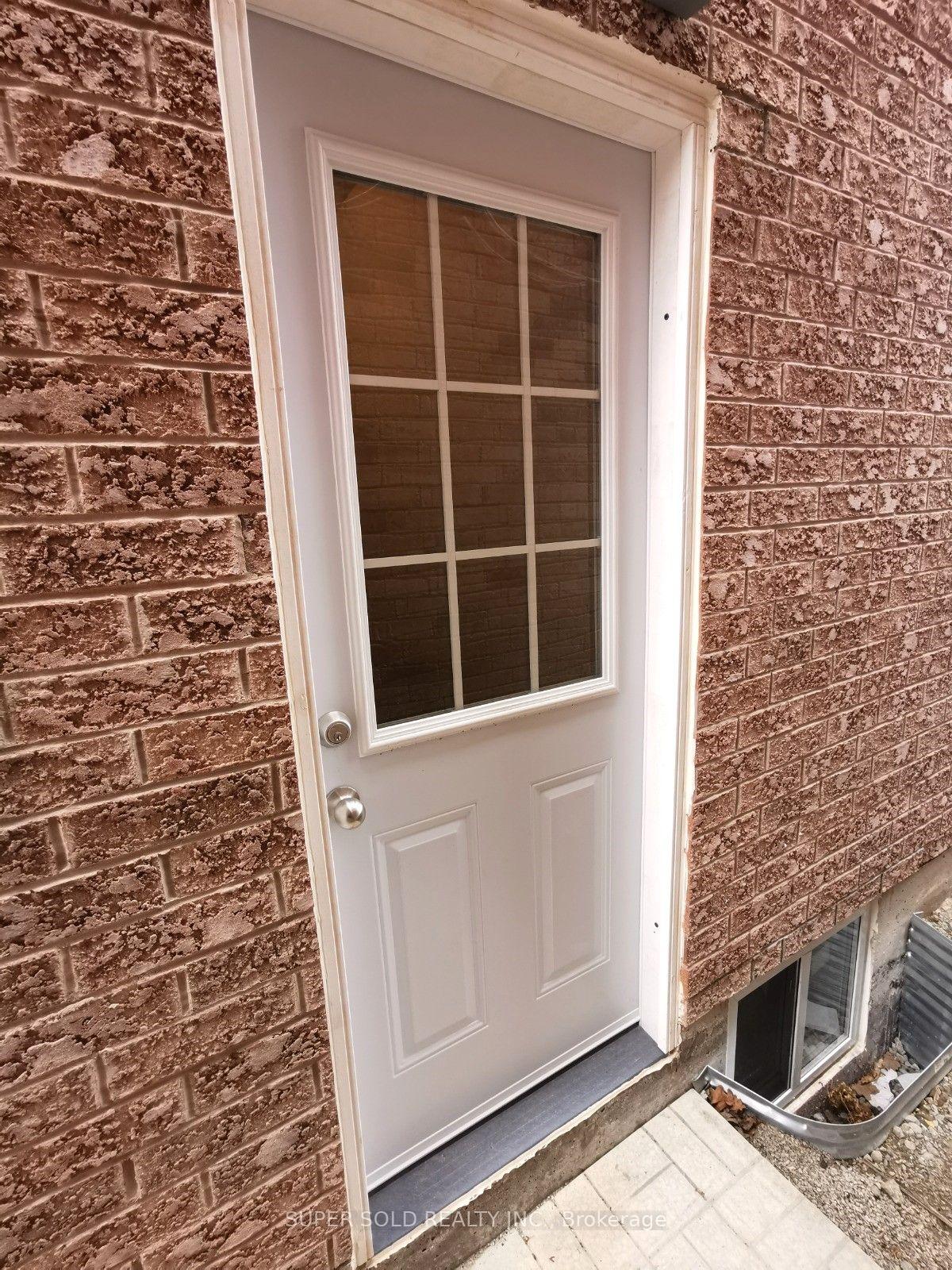Photo 11 of Unit Basement B, 3910 Mayla Drive, Mississauga, Churchill Meadows — HOMEH