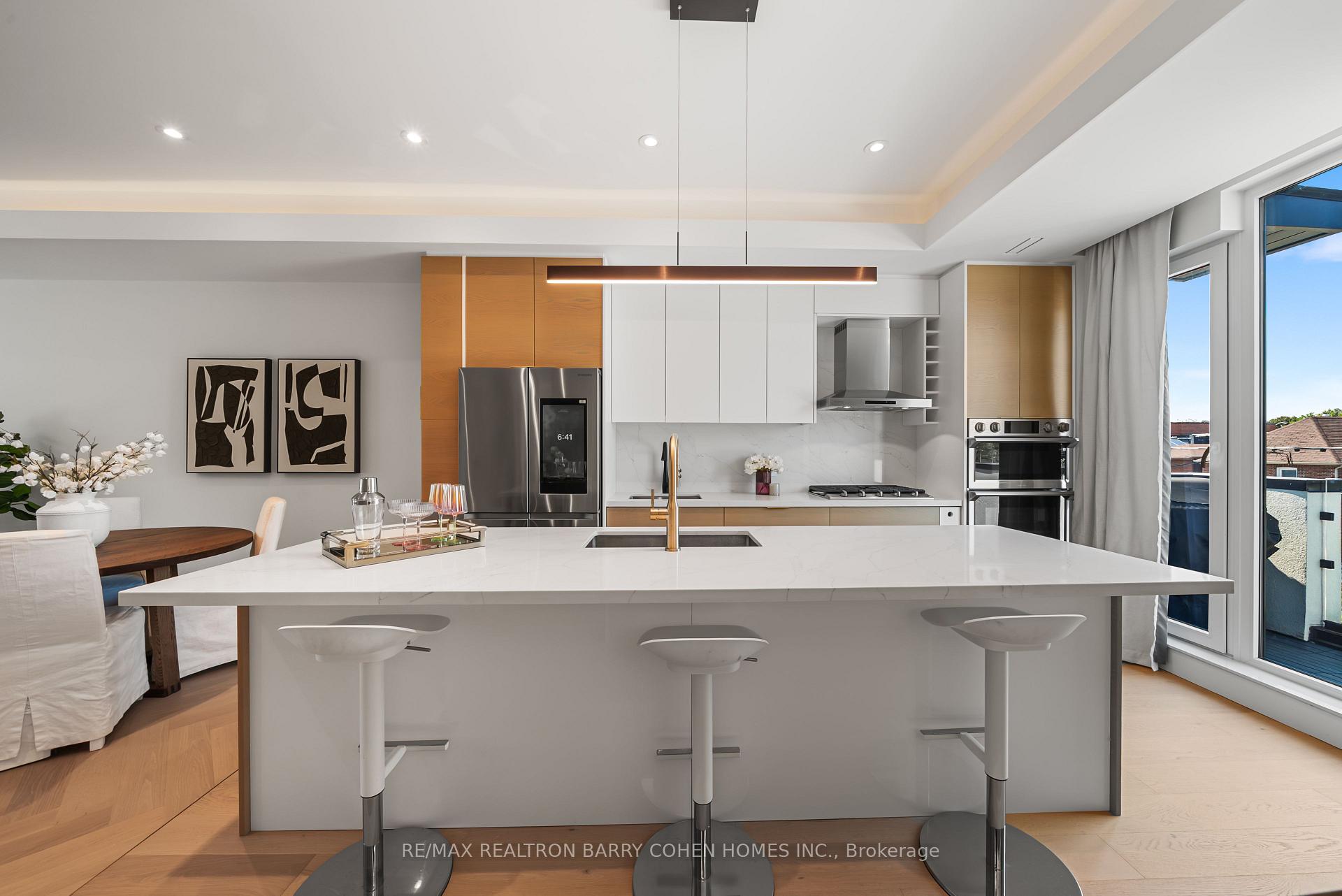 Photo 9 of 33 Lanark Avenue, Toronto, Oakwood Village — HOMEH