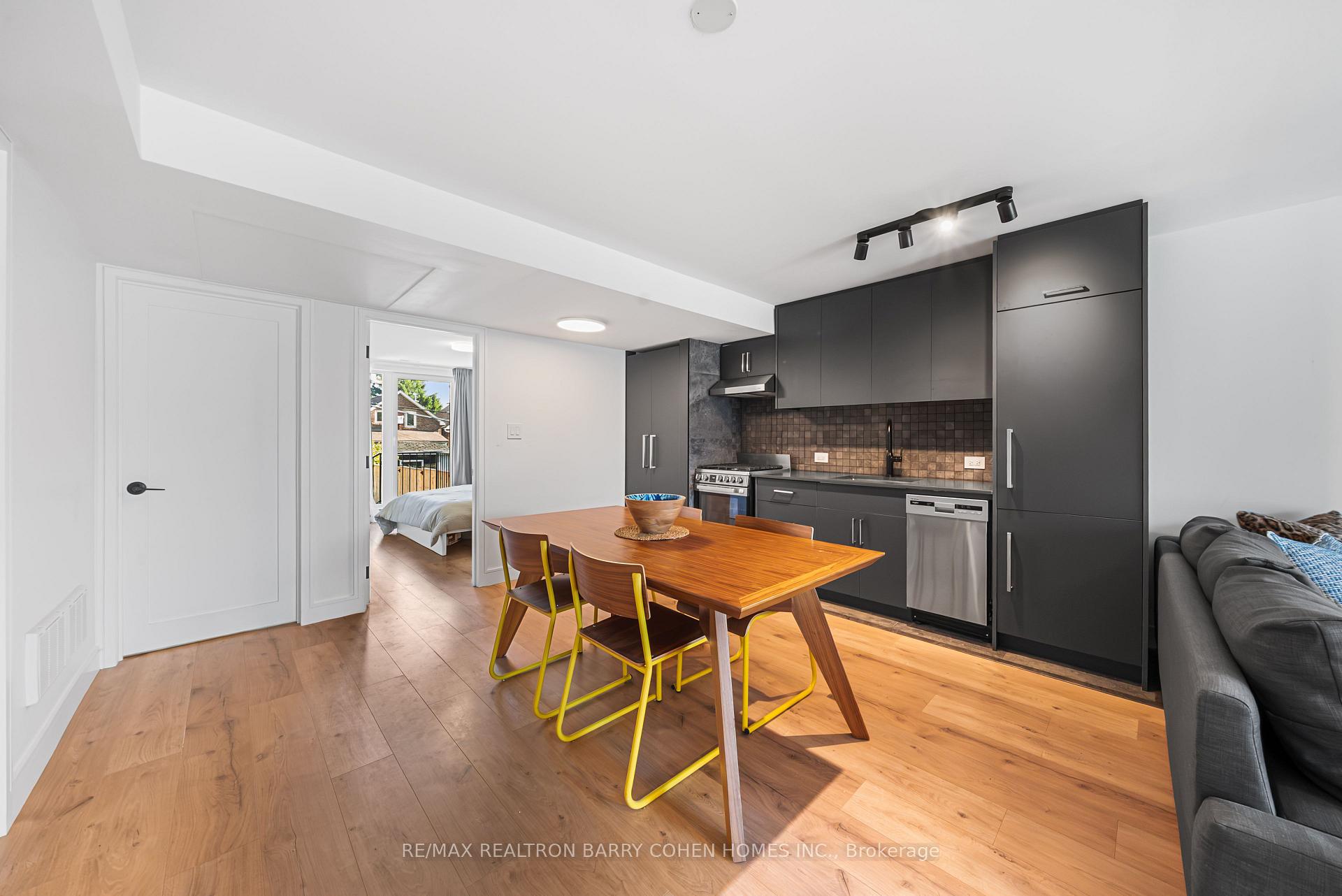 Photo 28 of 33 Lanark Avenue, Toronto, Oakwood Village — HOMEH