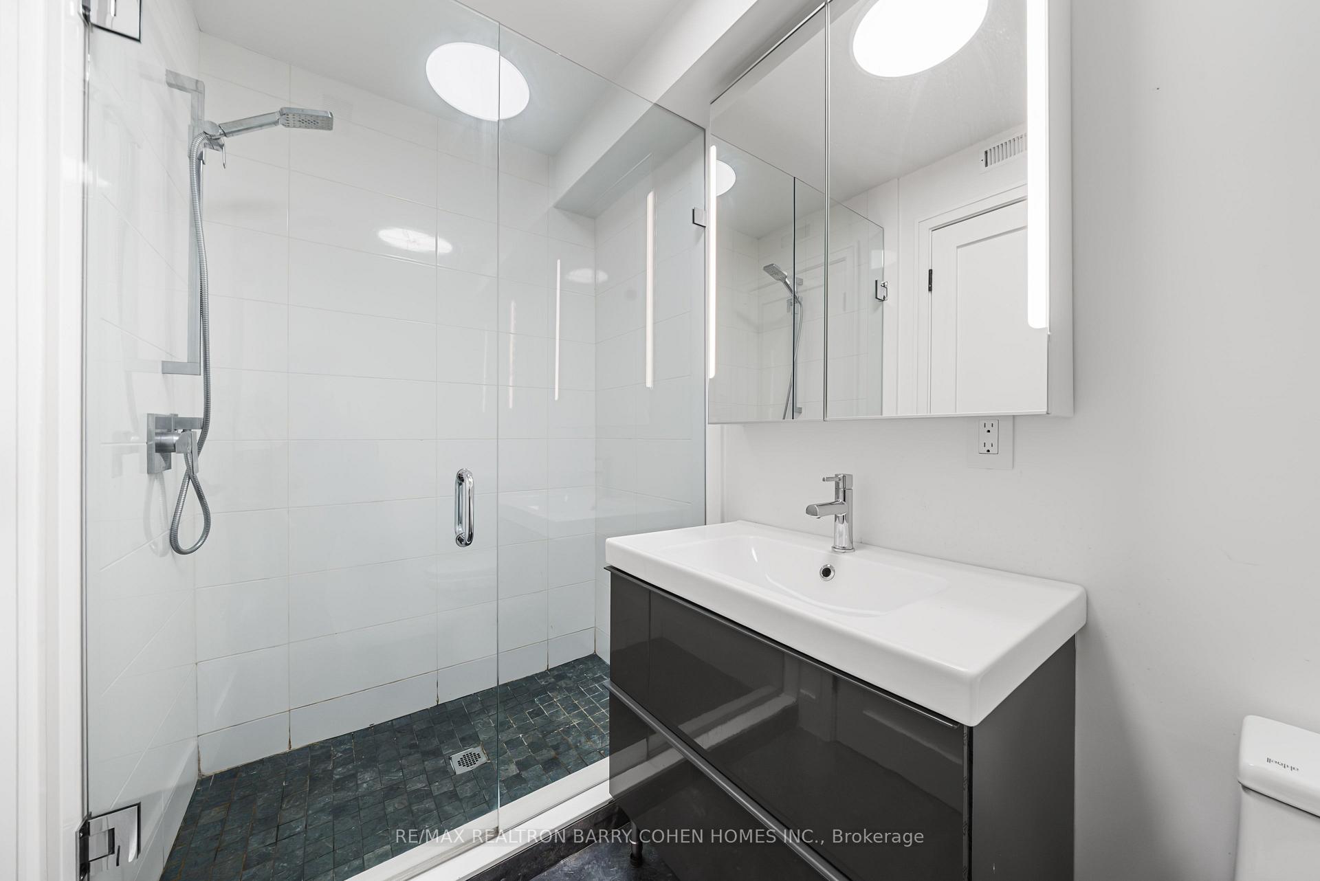 Photo 30 of 33 Lanark Avenue, Toronto, Oakwood Village — HOMEH