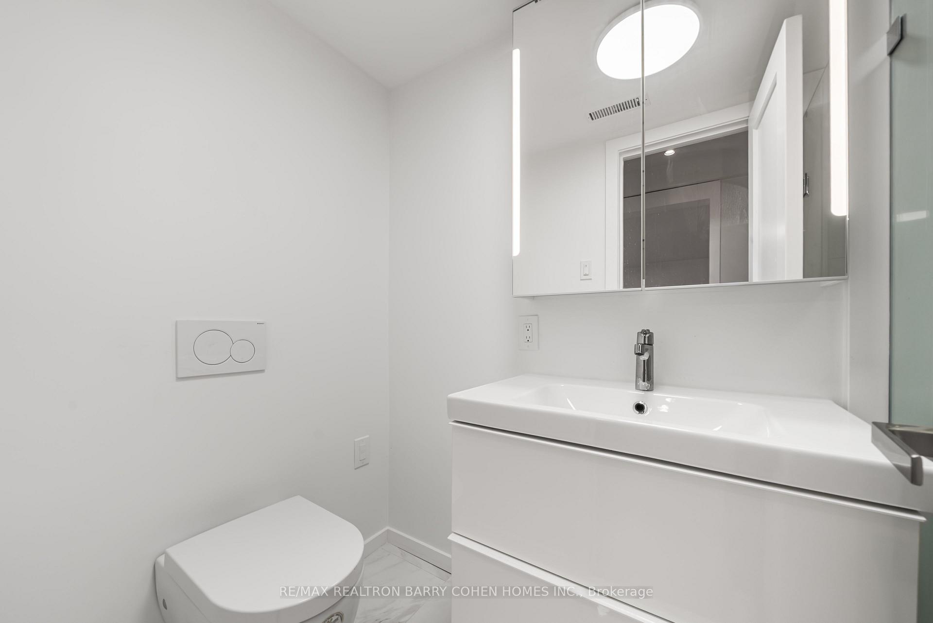 Photo 37 of 33 Lanark Avenue, Toronto, Oakwood Village — HOMEH