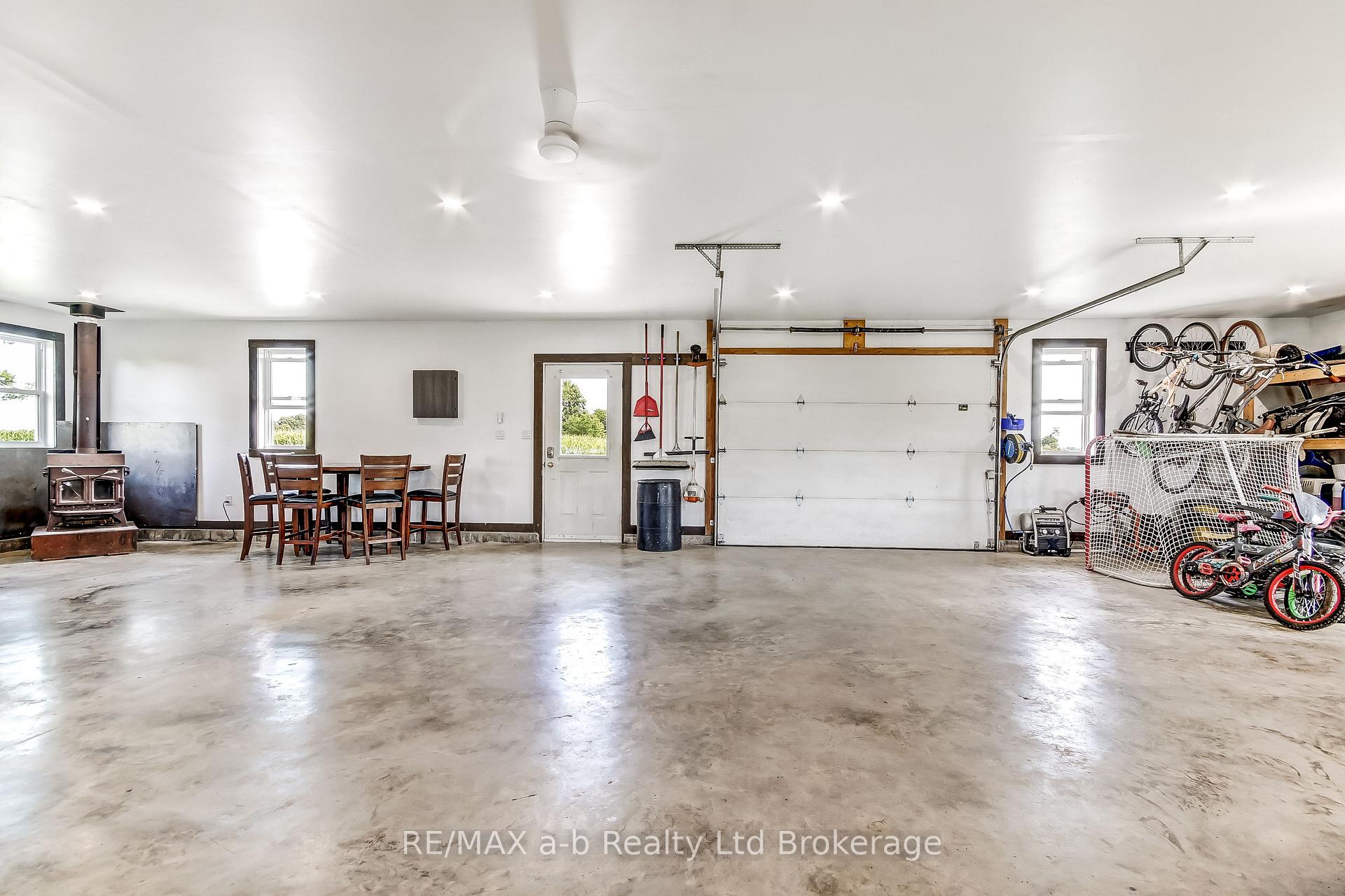 Photo 15 of 306130 Caley Road N, Norwich, Rural Norwich — HOMEH