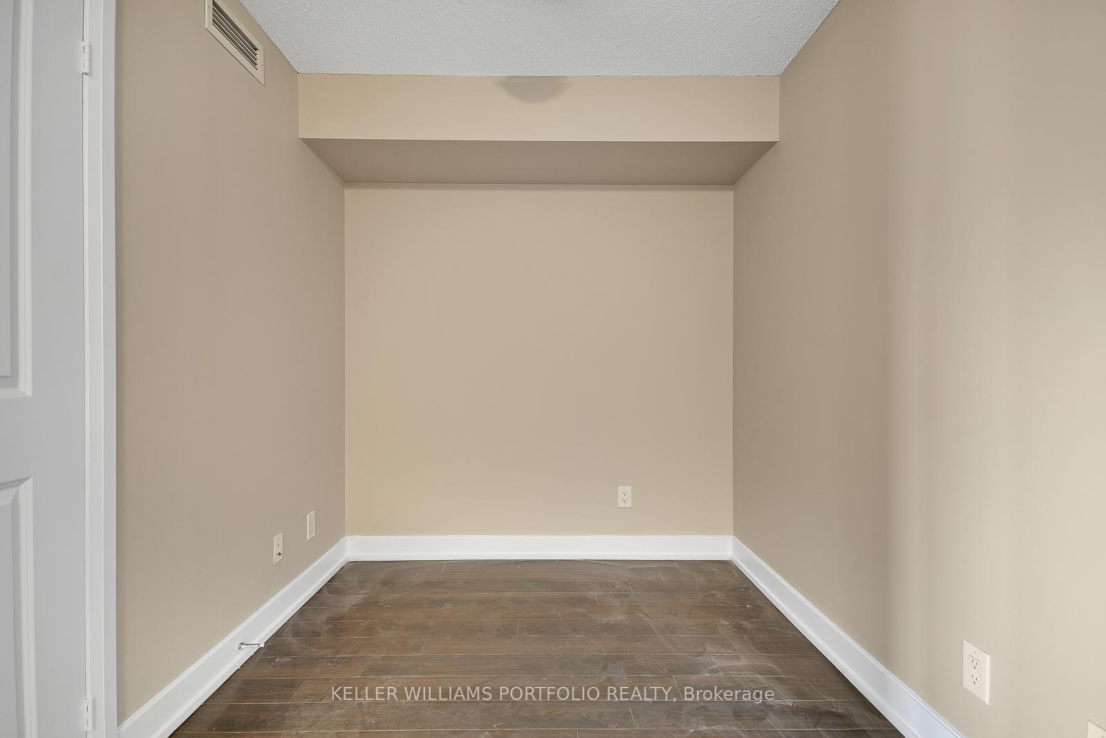 Photo 5 of Unit 509, 6 Eva Road, Etobicoke, Etobicoke West Mall — HOMEH