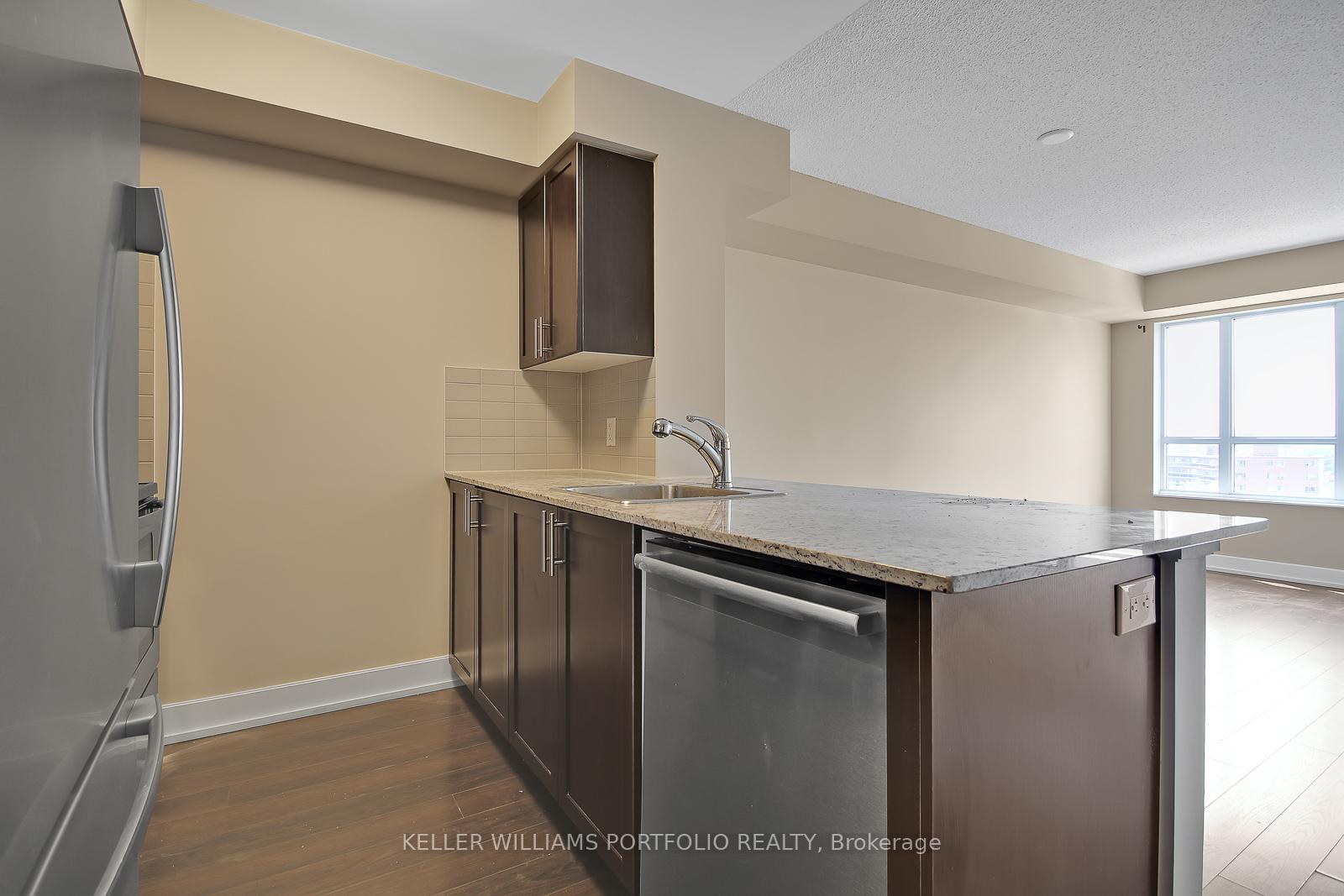 Photo 7 of Unit 509, 6 Eva Road, Etobicoke, Etobicoke West Mall — HOMEH