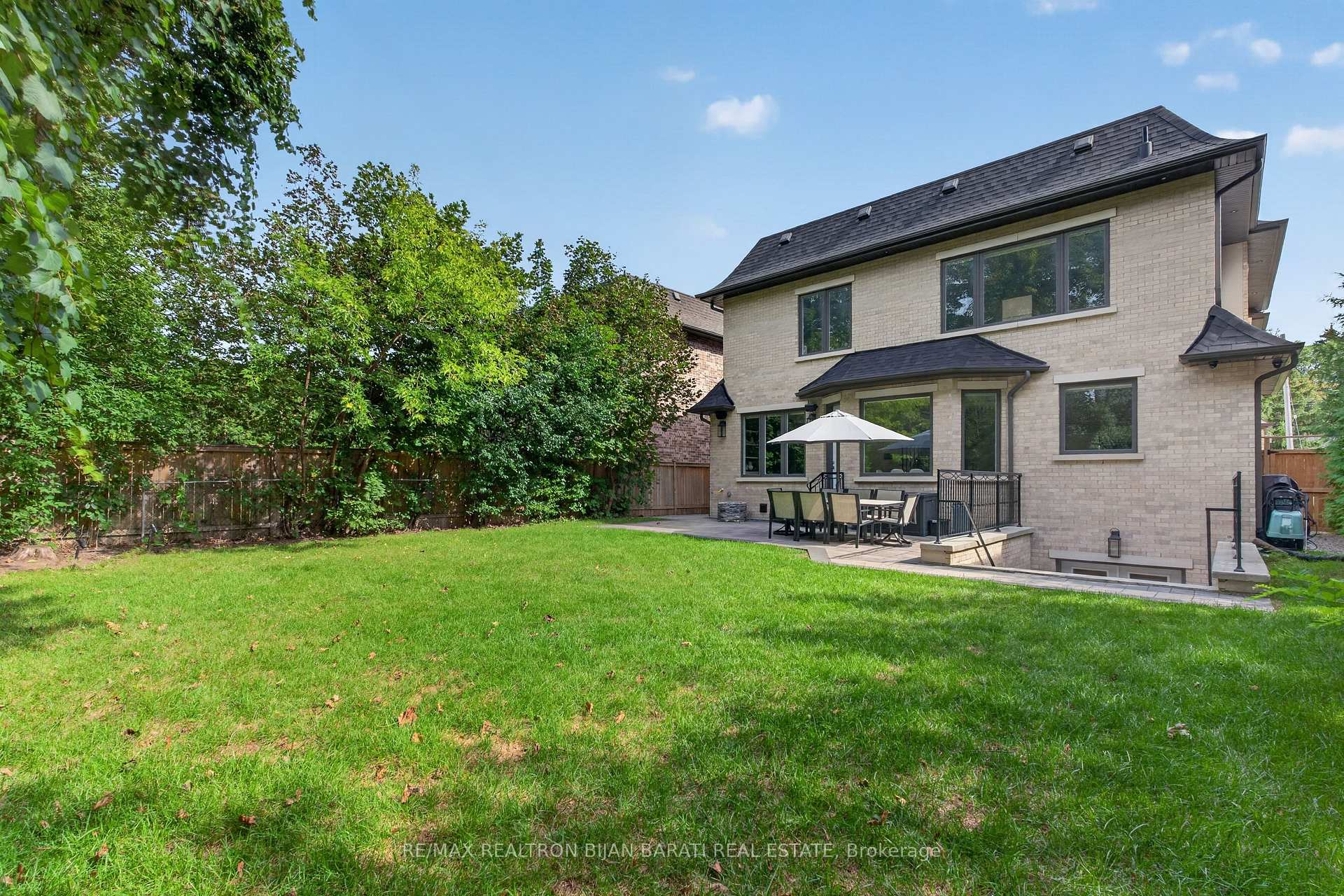 Photo 52 of 22 Woodward Avenue, Markham, Grandview — HOMEH