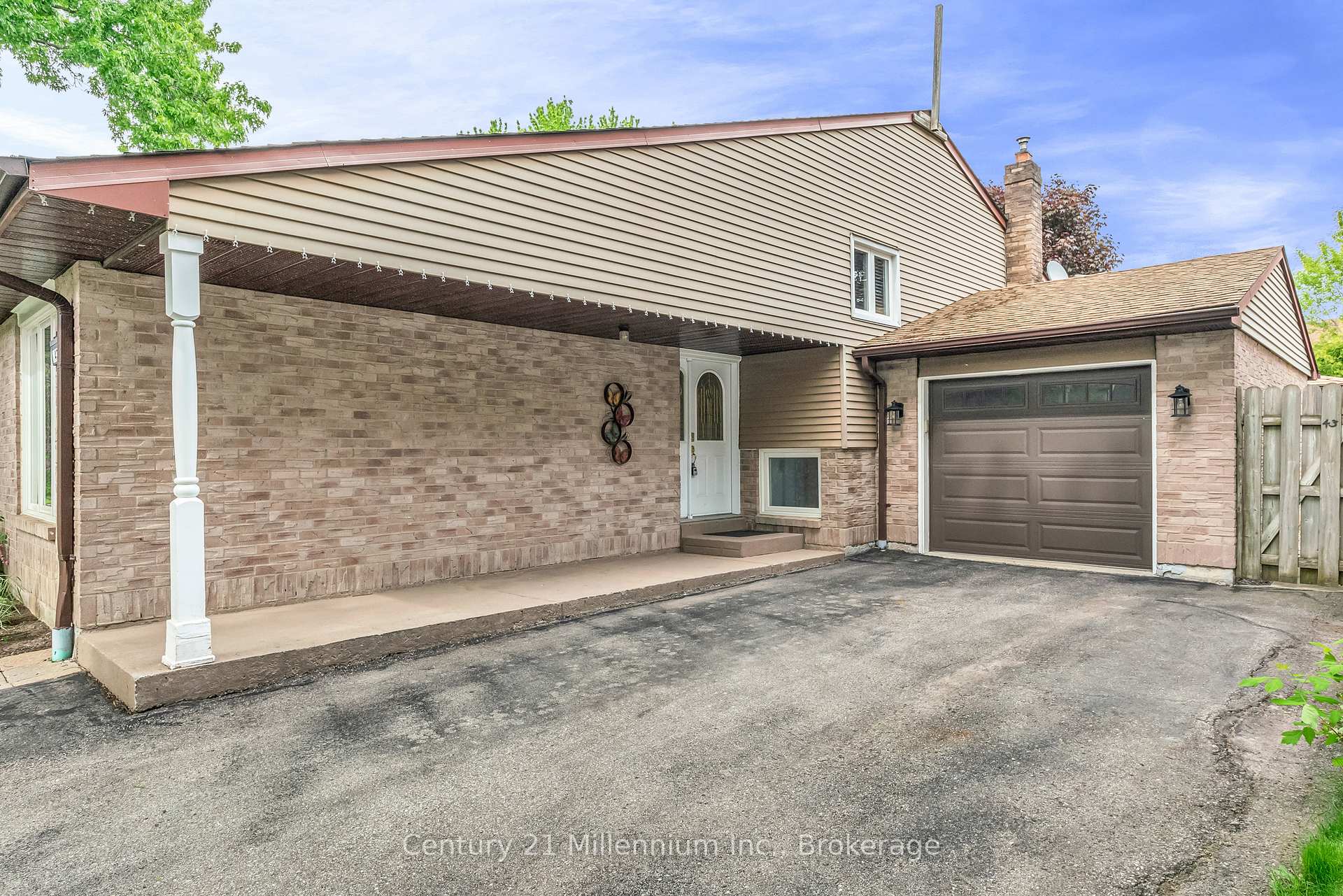 Photo 6 of Unit Drive, 43 Stoddart Drive, Aurora, Aurora Highlands — HOMEH