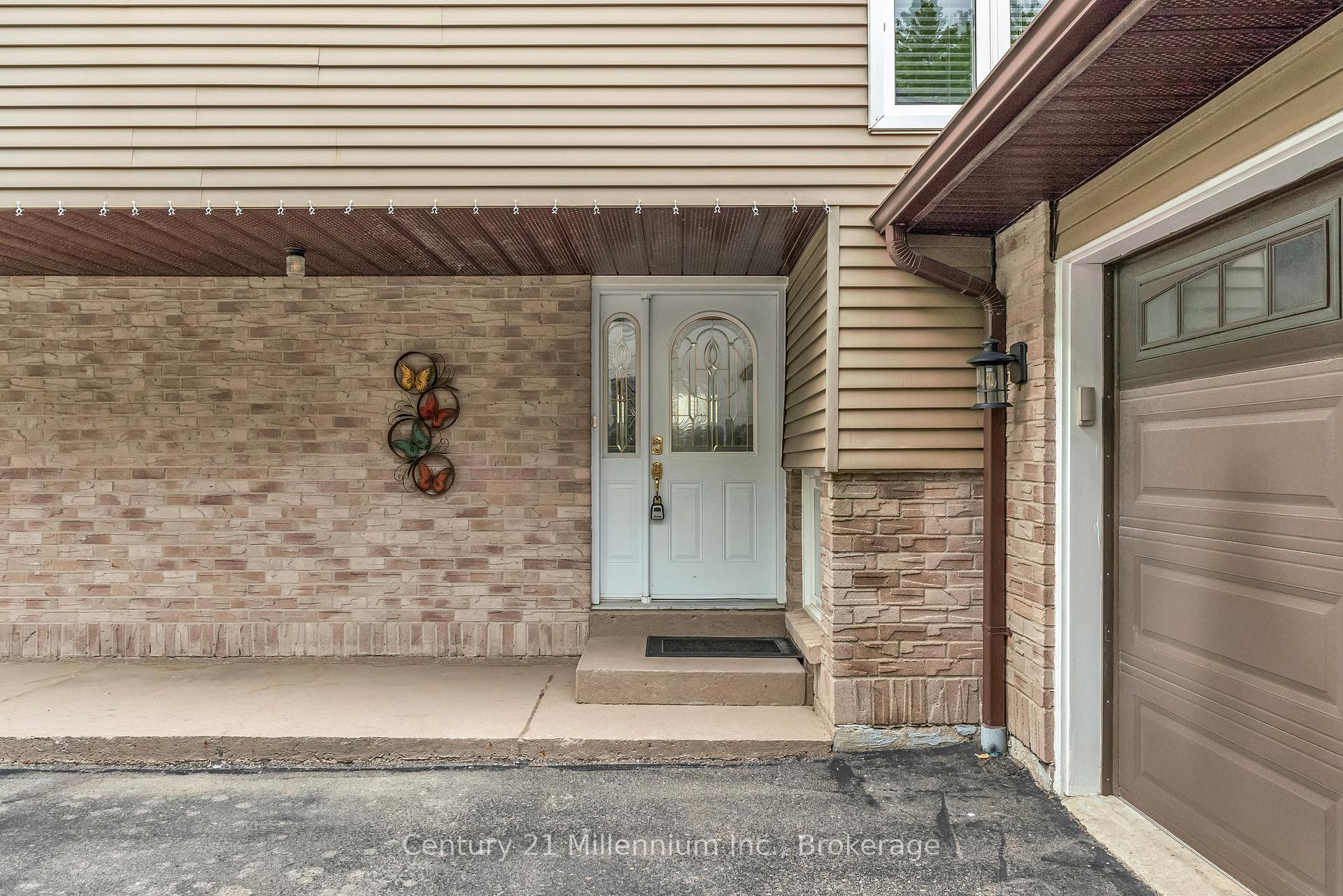 Photo 7 of Unit Drive, 43 Stoddart Drive, Aurora, Aurora Highlands — HOMEH