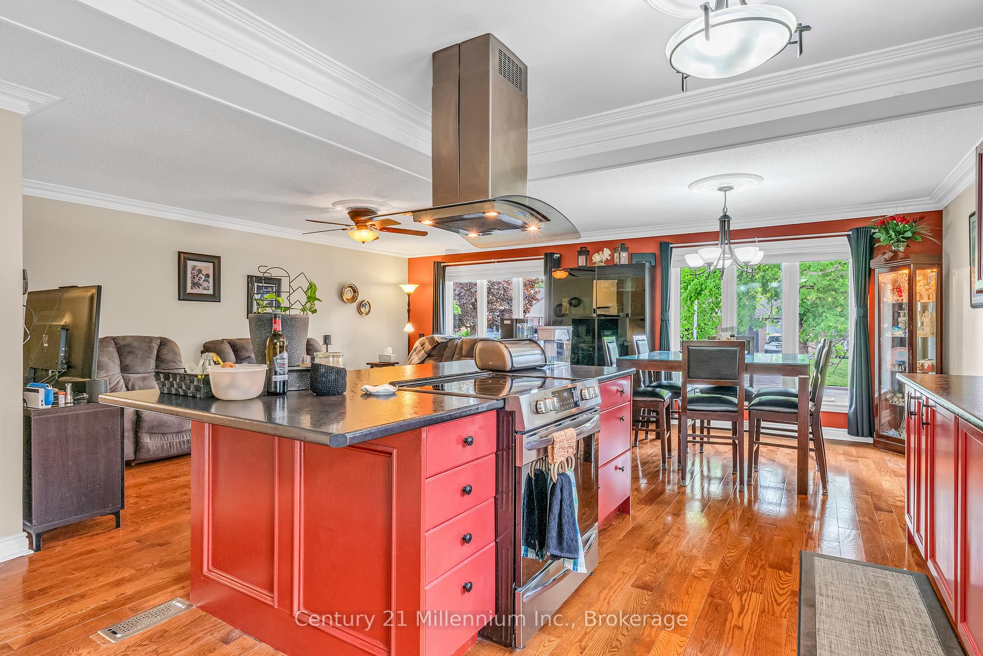 Photo 9 of Unit Drive, 43 Stoddart Drive, Aurora, Aurora Highlands — HOMEH