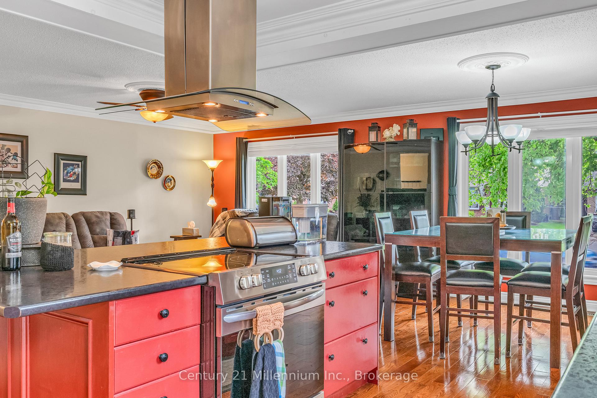 Photo 13 of Unit Drive, 43 Stoddart Drive, Aurora, Aurora Highlands — HOMEH