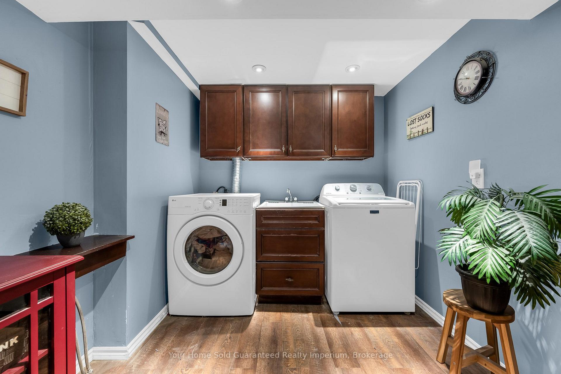 Photo 22 of 6 Beacon Avenue, Hamilton, Huntington — HOMEH