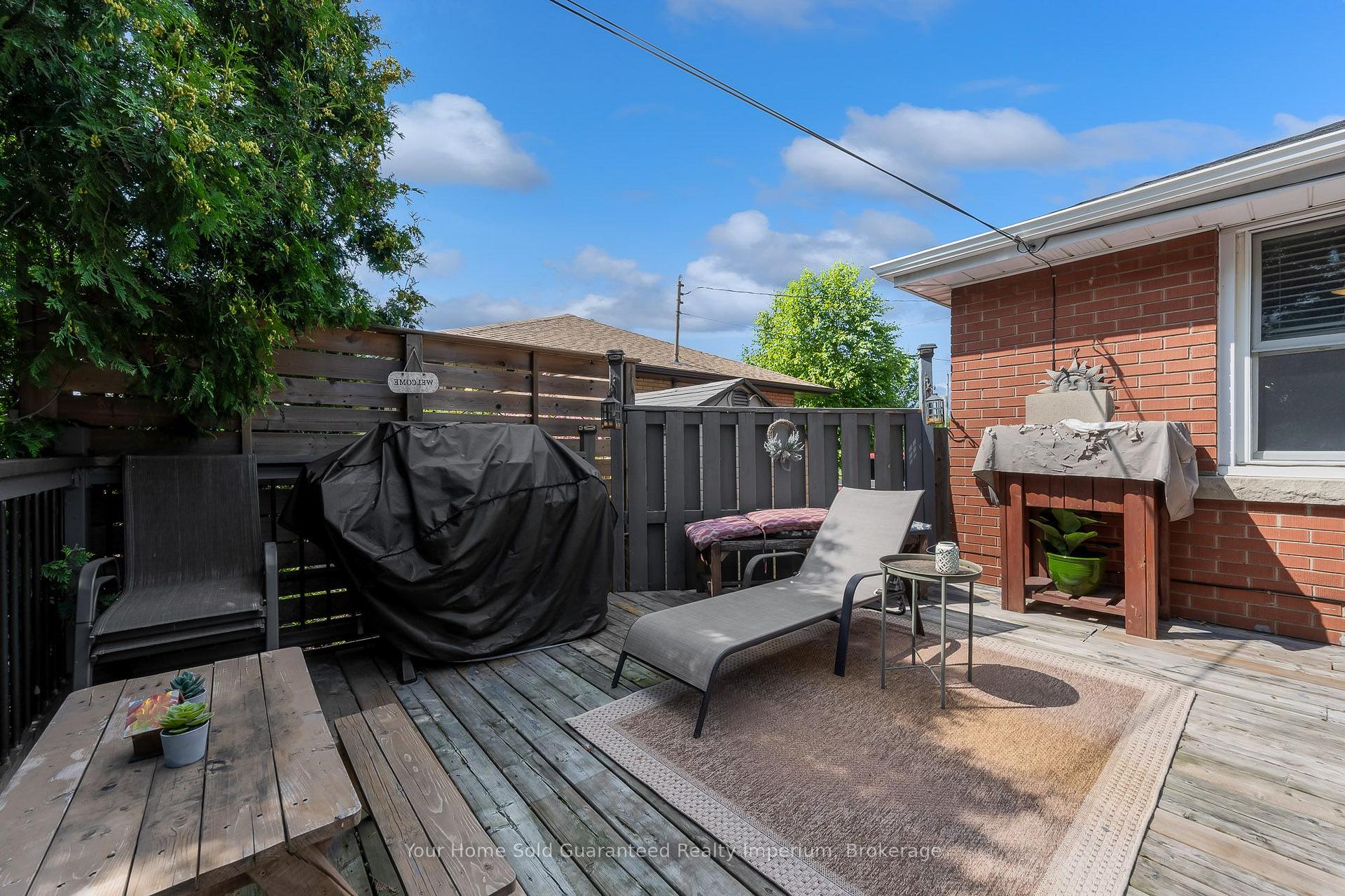 Photo 27 of 6 Beacon Avenue, Hamilton, Huntington — HOMEH