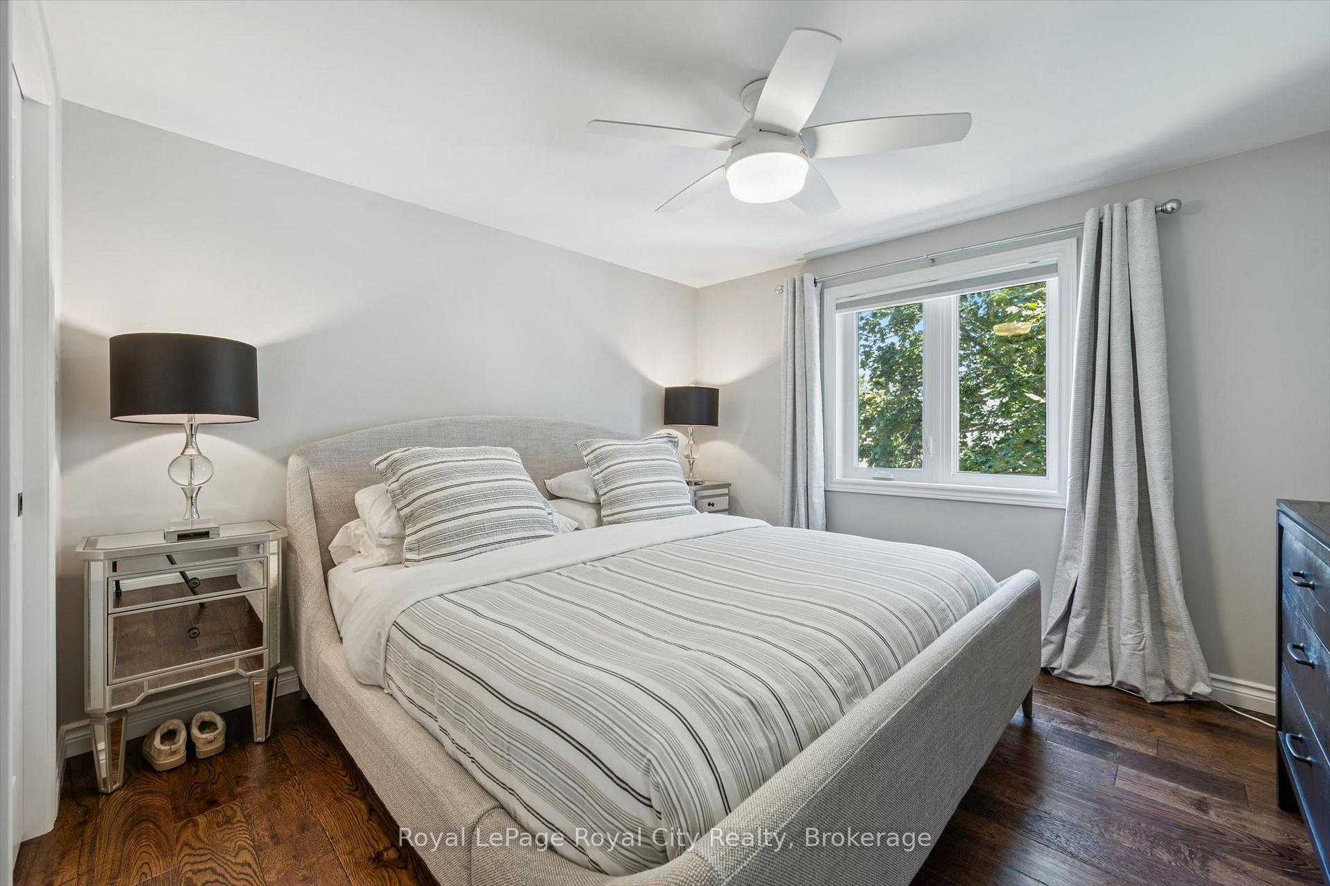 Photo 9 of 22 Pacific Place, Guelph, Dovercliffe Park/Old University — HOMEH