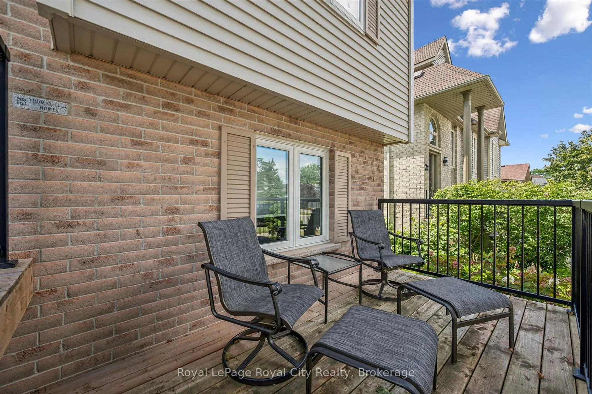 Photo 7 of 22 Pacific Place, Guelph, Dovercliffe Park/Old University — HOMEH