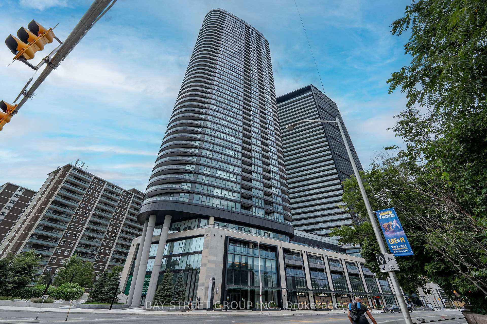 Photo 1 of Unit 3222, 585 Bloor Street E, Toronto, North St. James Town — HOMEH