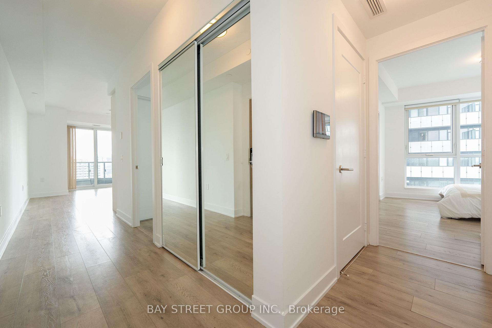 Photo 10 of Unit 3222, 585 Bloor Street E, Toronto, North St. James Town — HOMEH