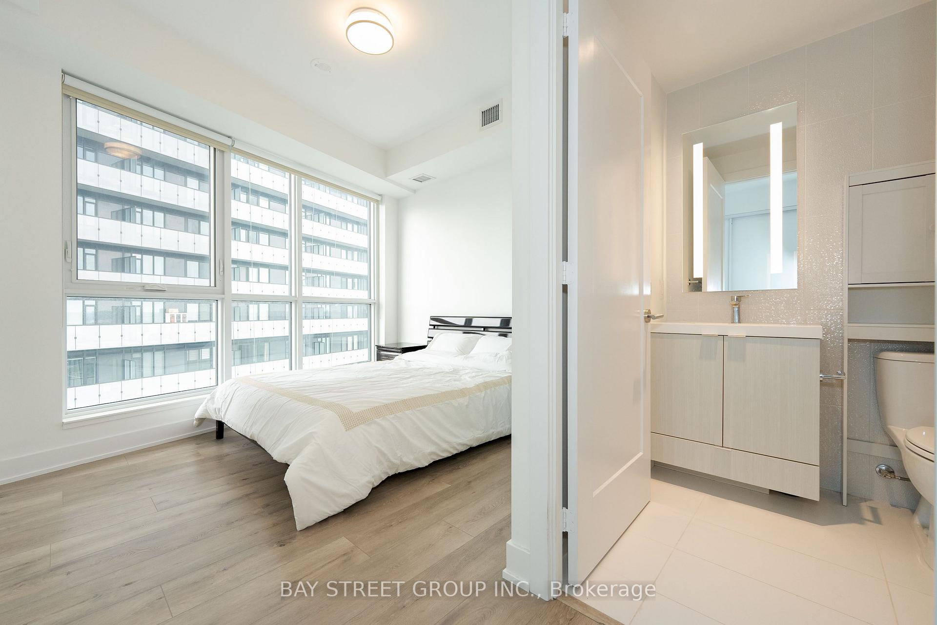 Photo 11 of Unit 3222, 585 Bloor Street E, Toronto, North St. James Town — HOMEH